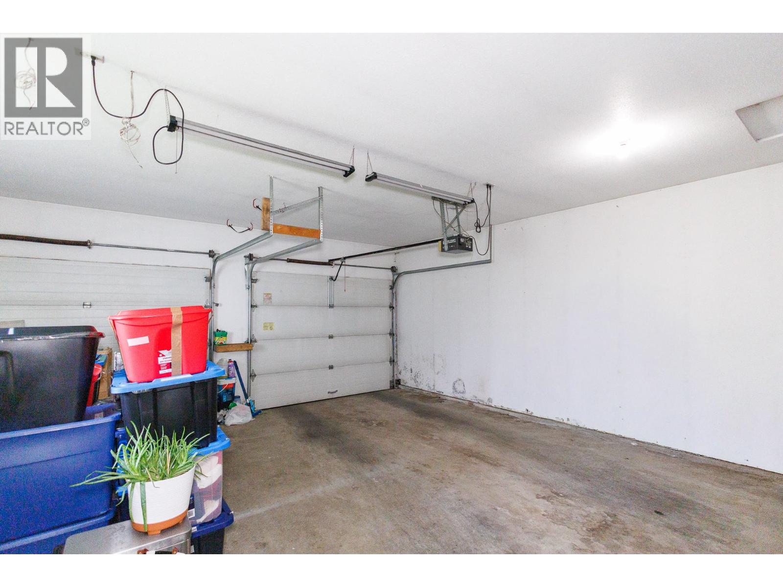 4828 Walsh Avenue Property Photo 29