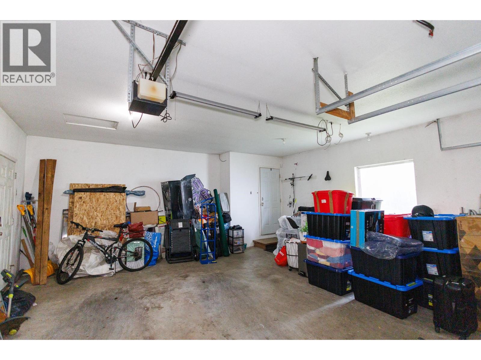 4828 Walsh Avenue Property Photo 30