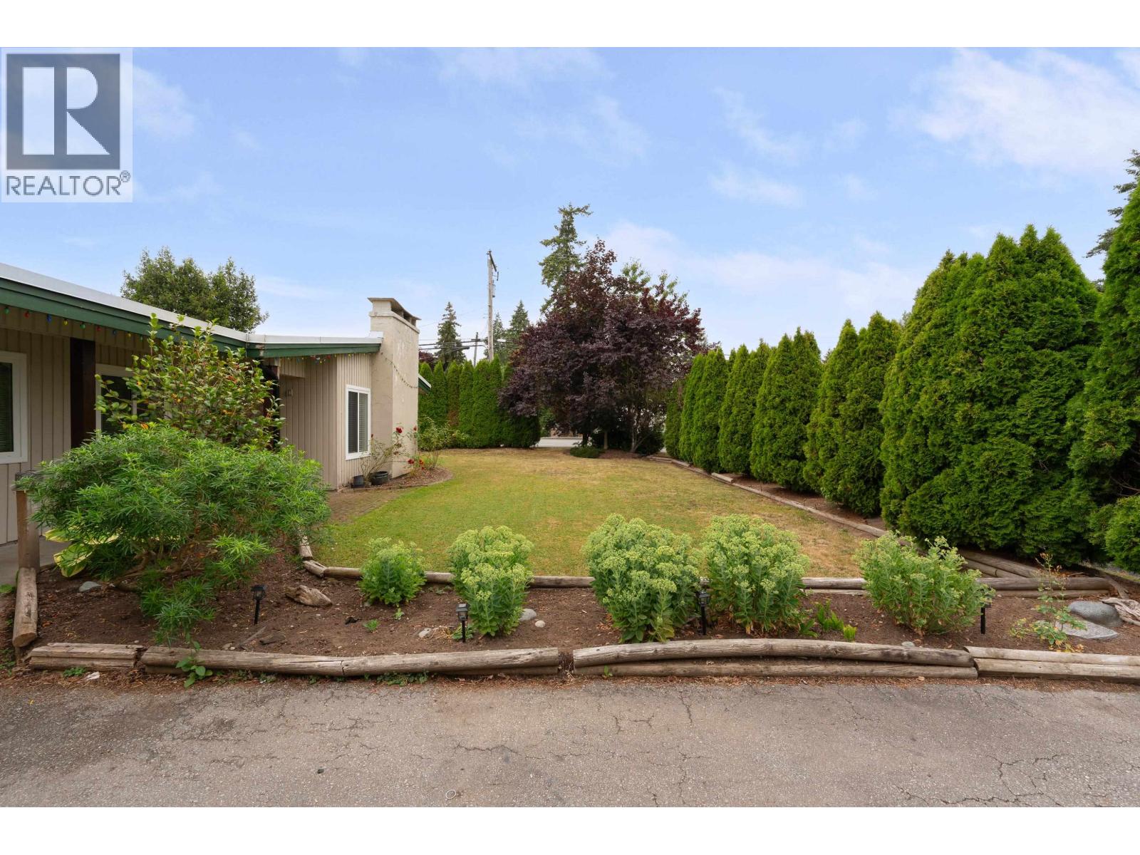 22702 123 Avenue Property Photo 3