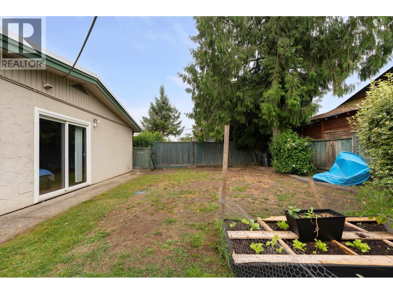 22702 123 Avenue Property Photo 6