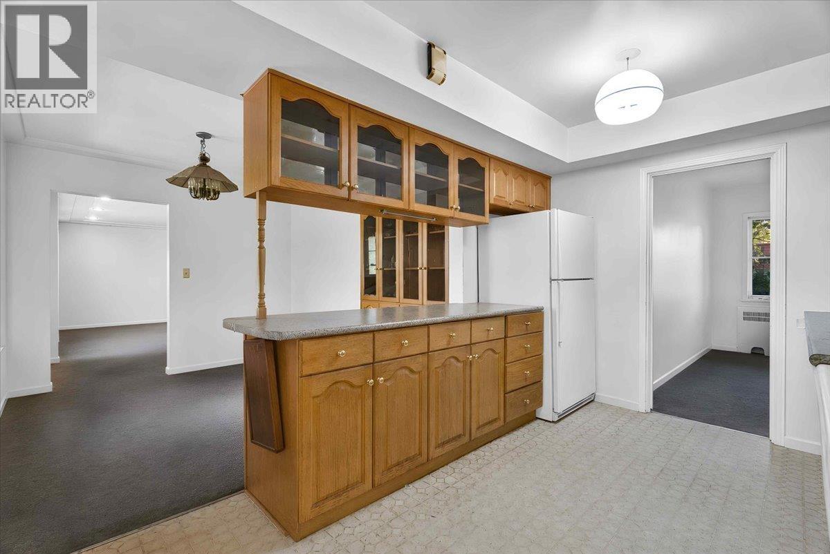 5070 Willow Street Property Photo 12