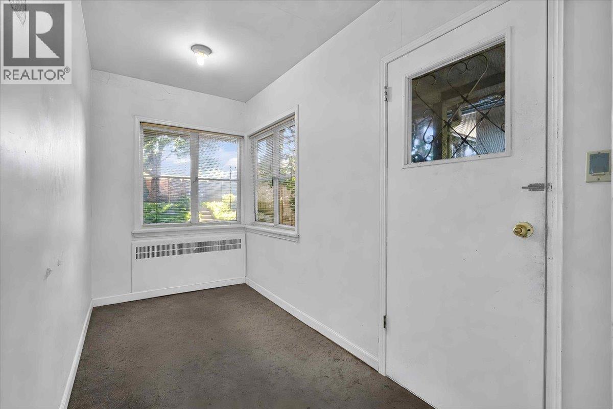 5070 Willow Street Property Photo 14