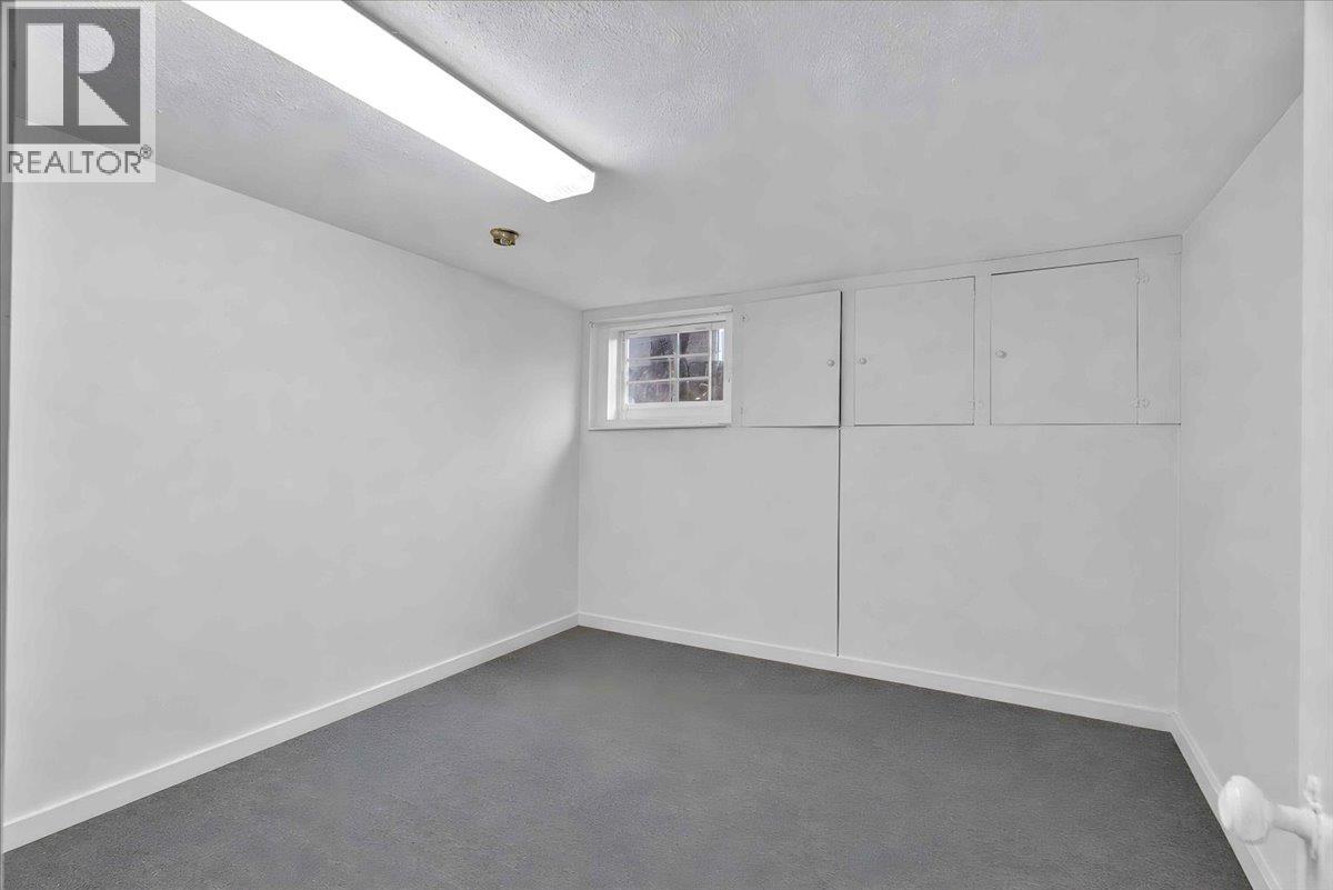 5070 Willow Street Property Photo 20