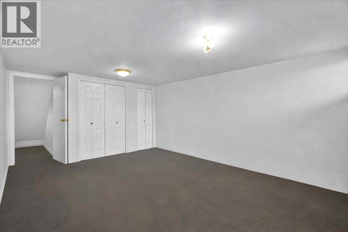 5070 Willow Street Property Photo 23