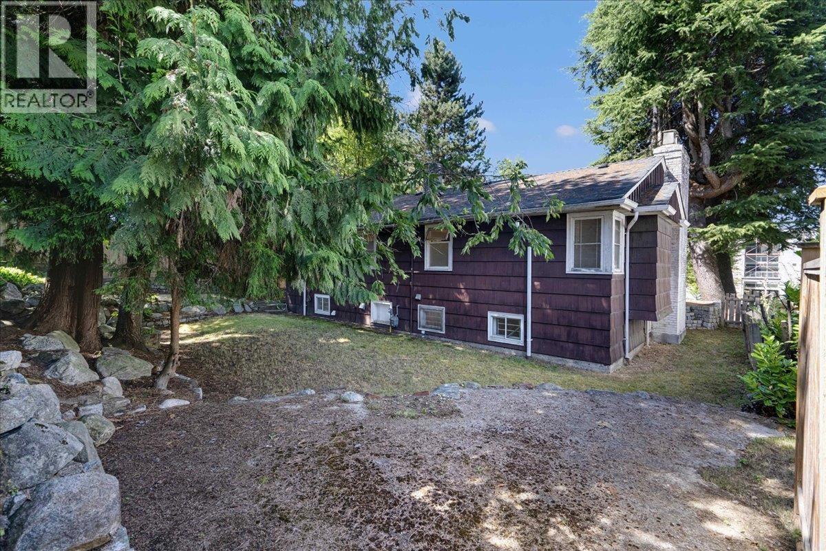 5070 Willow Street Property Photo 37