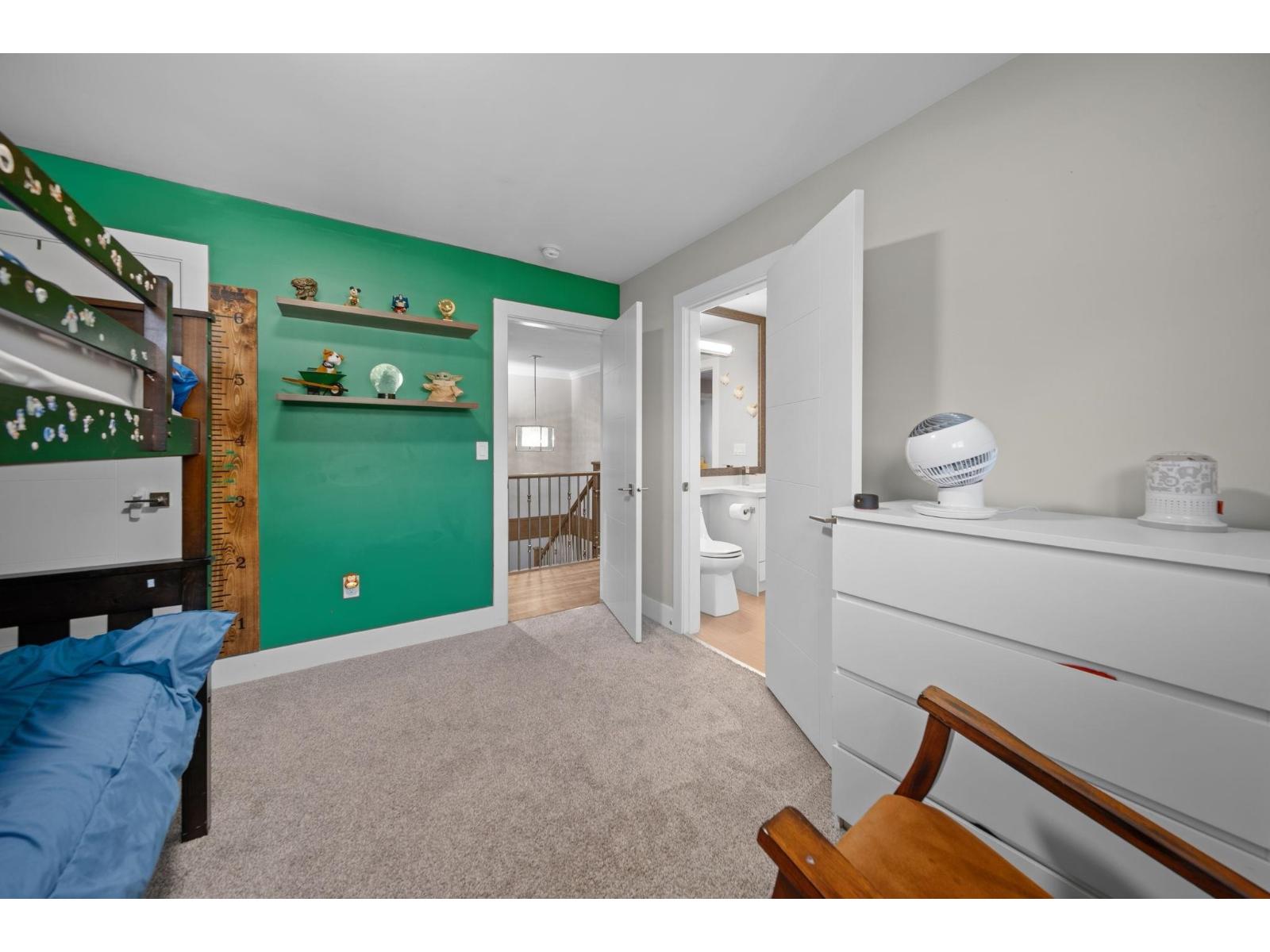 27247 33b Avenue Property Photo 12