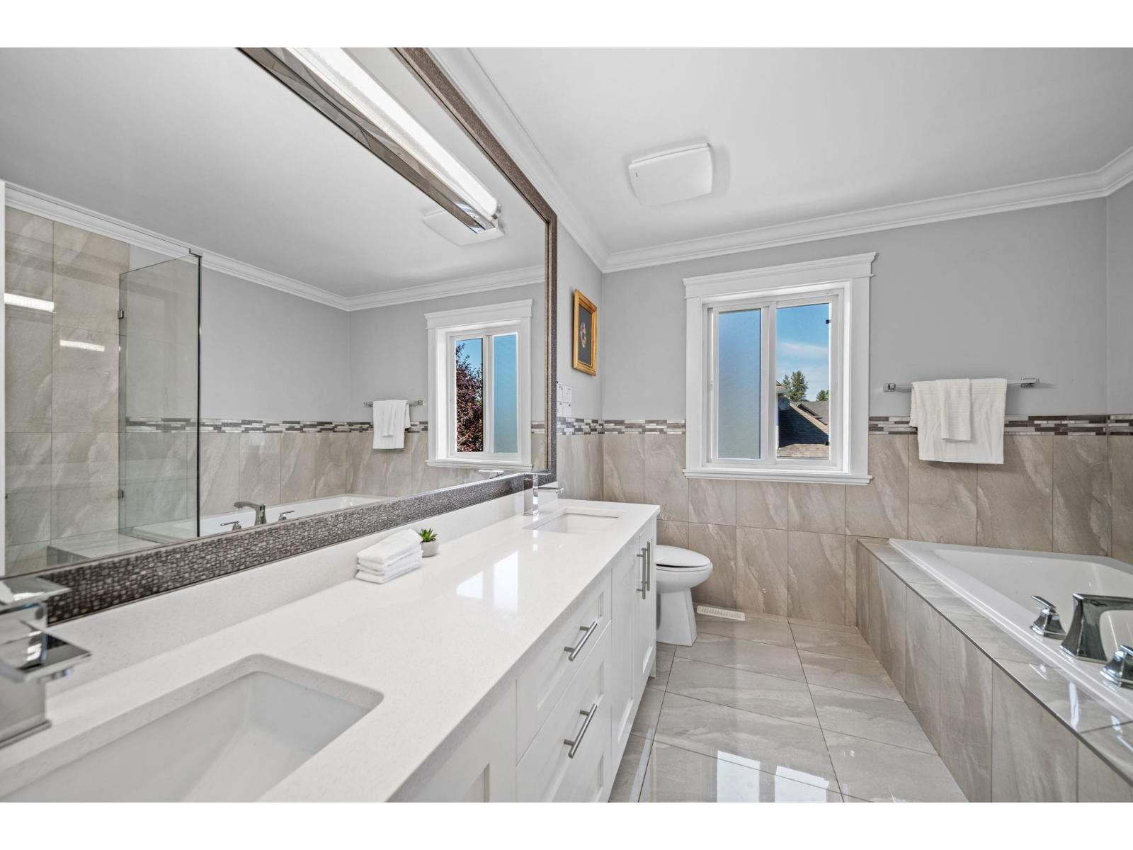 27247 33b Avenue Property Photo 16