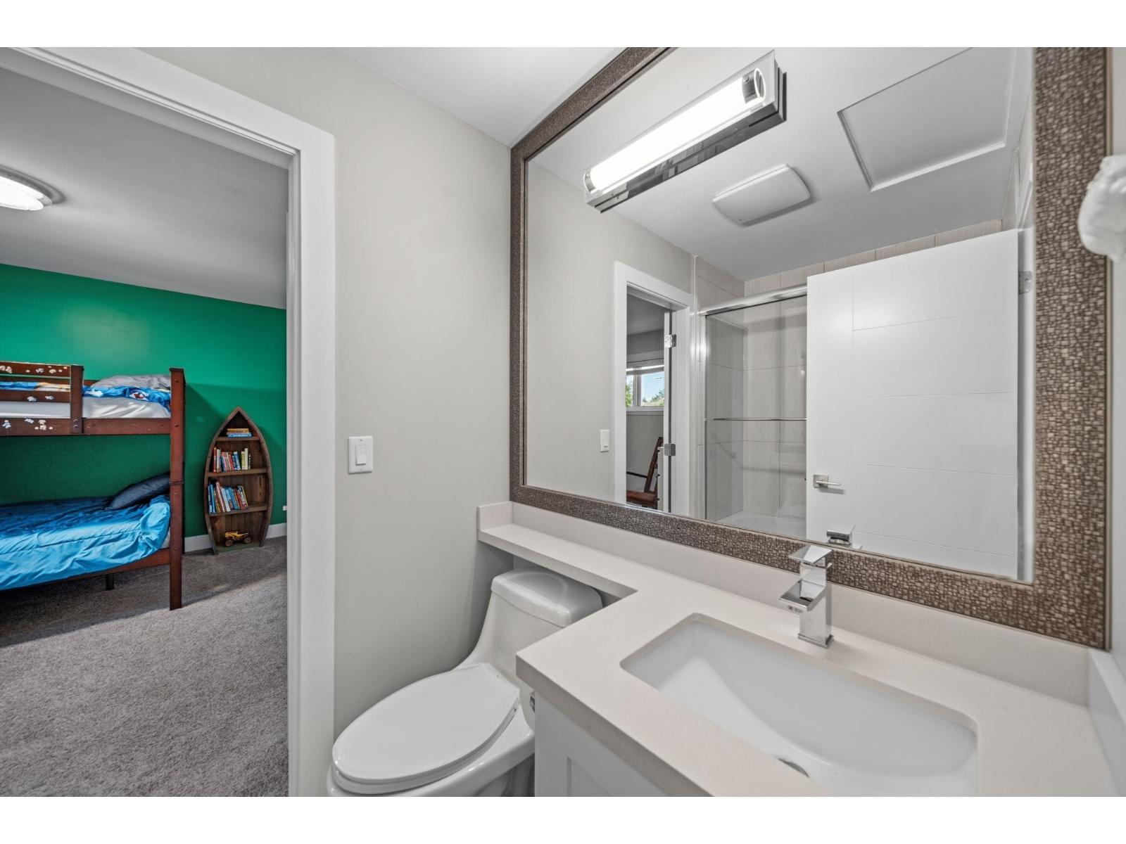 27247 33b Avenue Property Photo 18