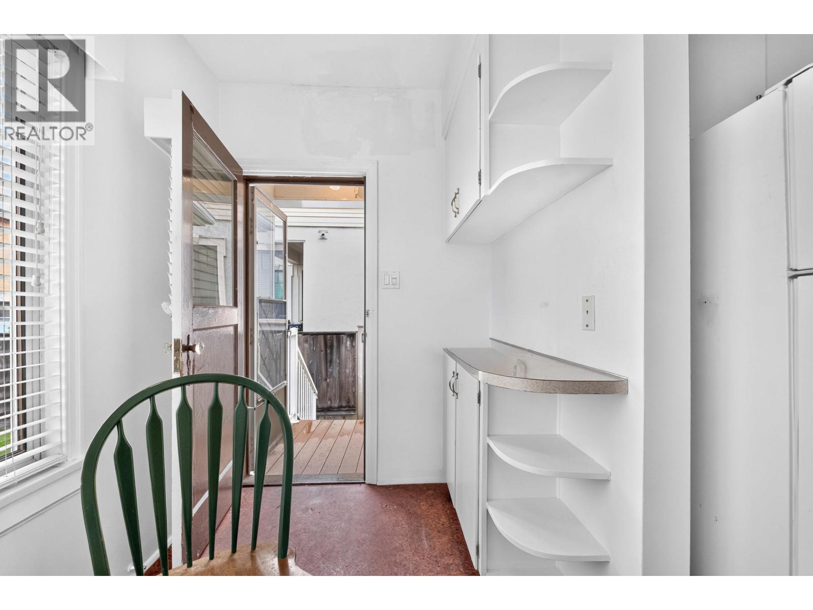 2345 W 18th Avenue Property Photo 14