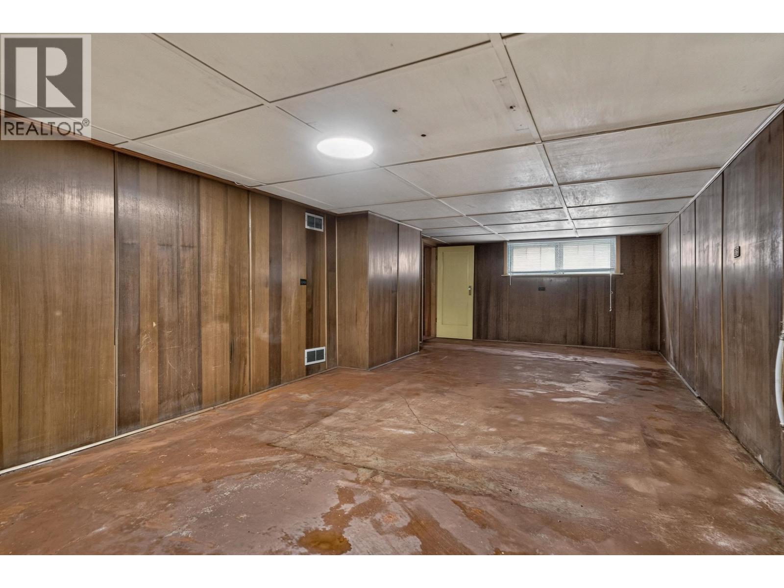 2345 W 18th Avenue Property Photo 25