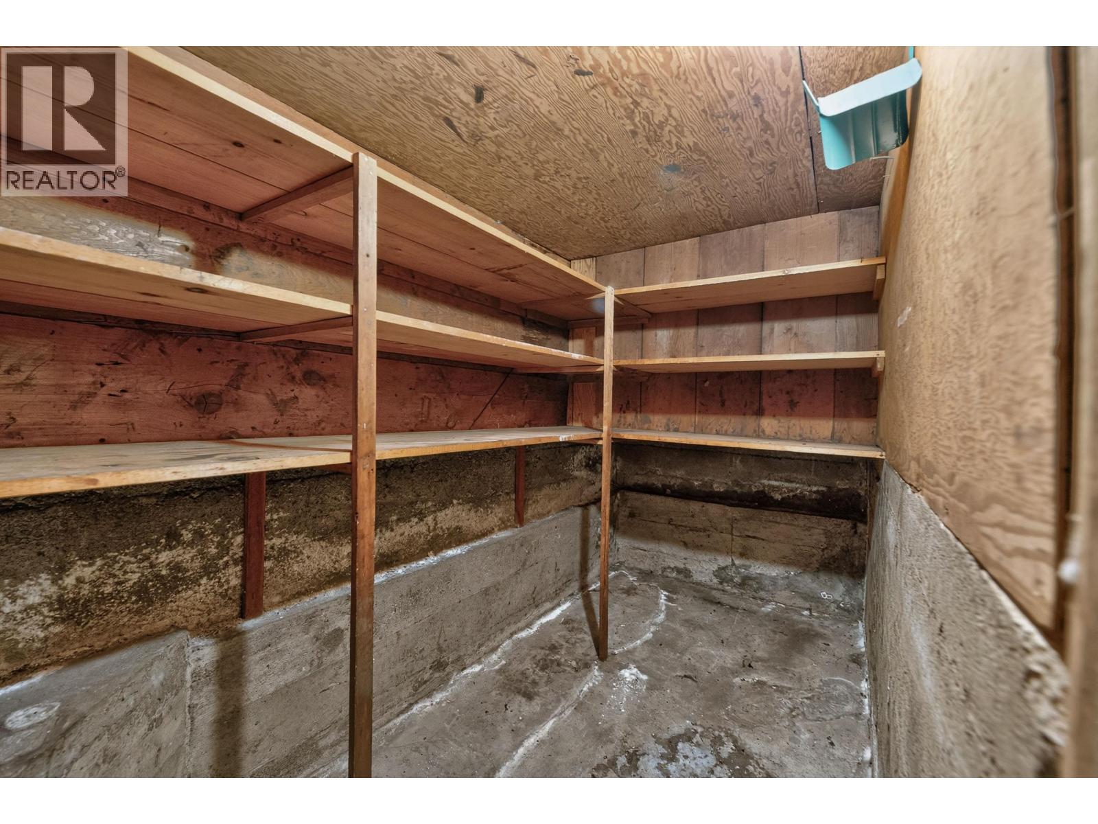 2345 W 18th Avenue Property Photo 28
