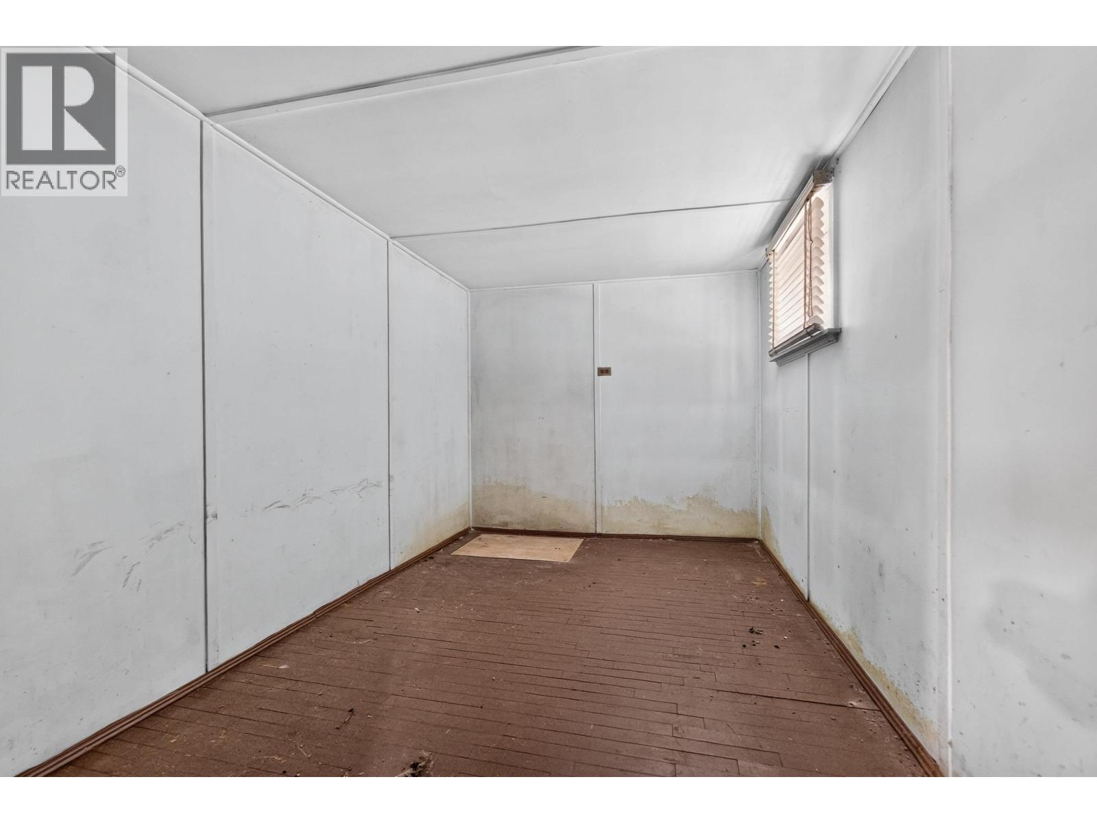 2345 W 18th Avenue Property Photo 29