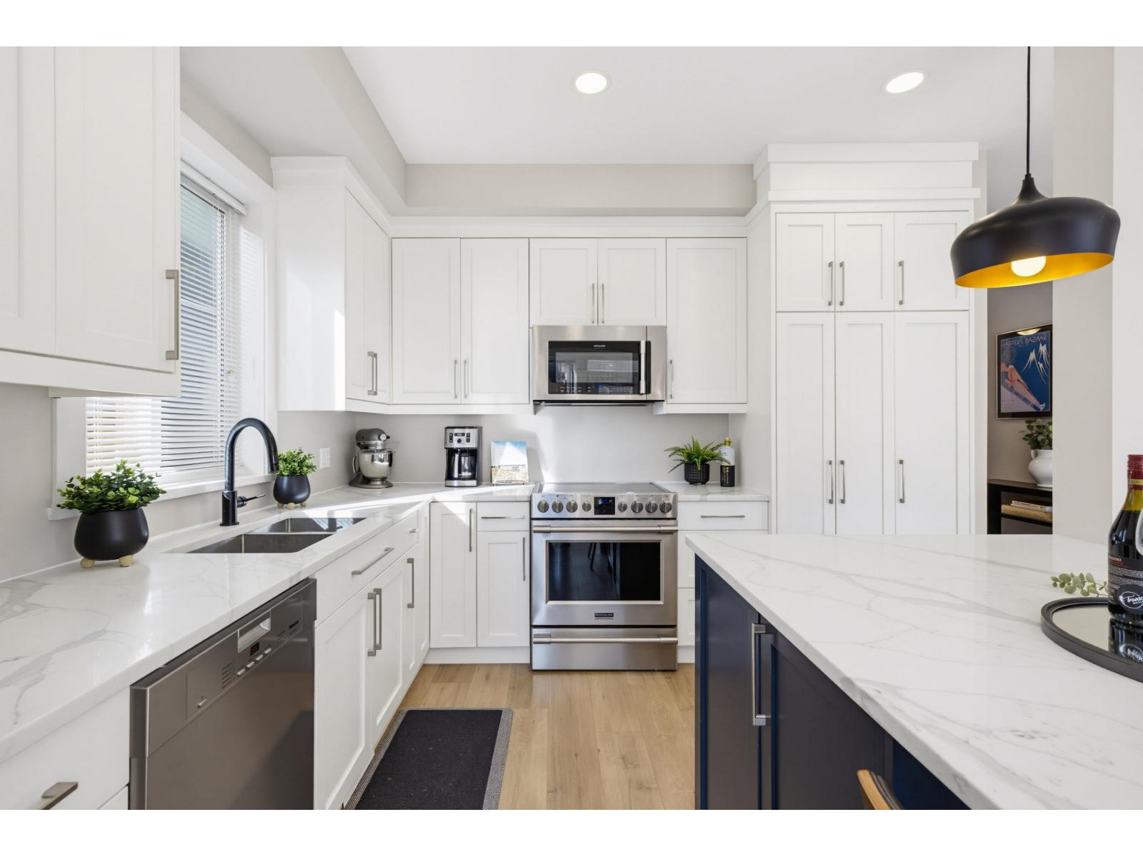 21122 80 Avenue Property Photo 10