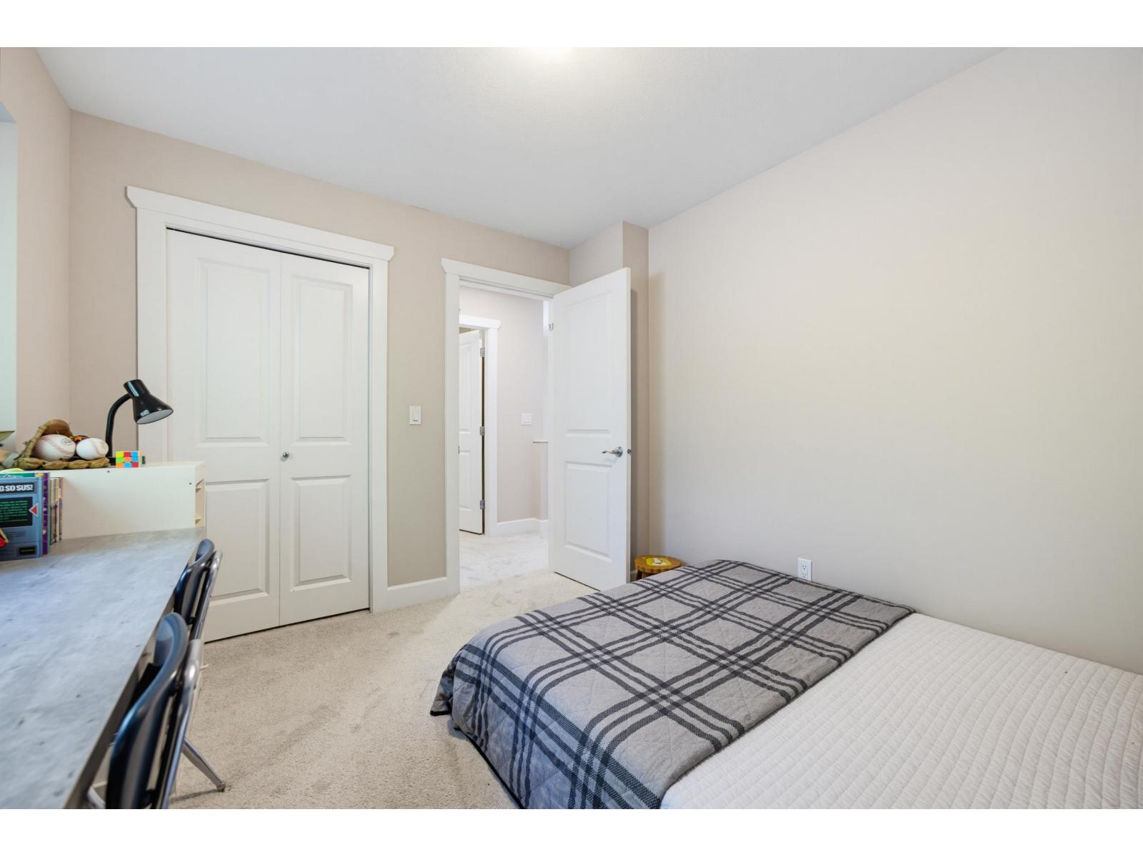 21122 80 Avenue Property Photo 26
