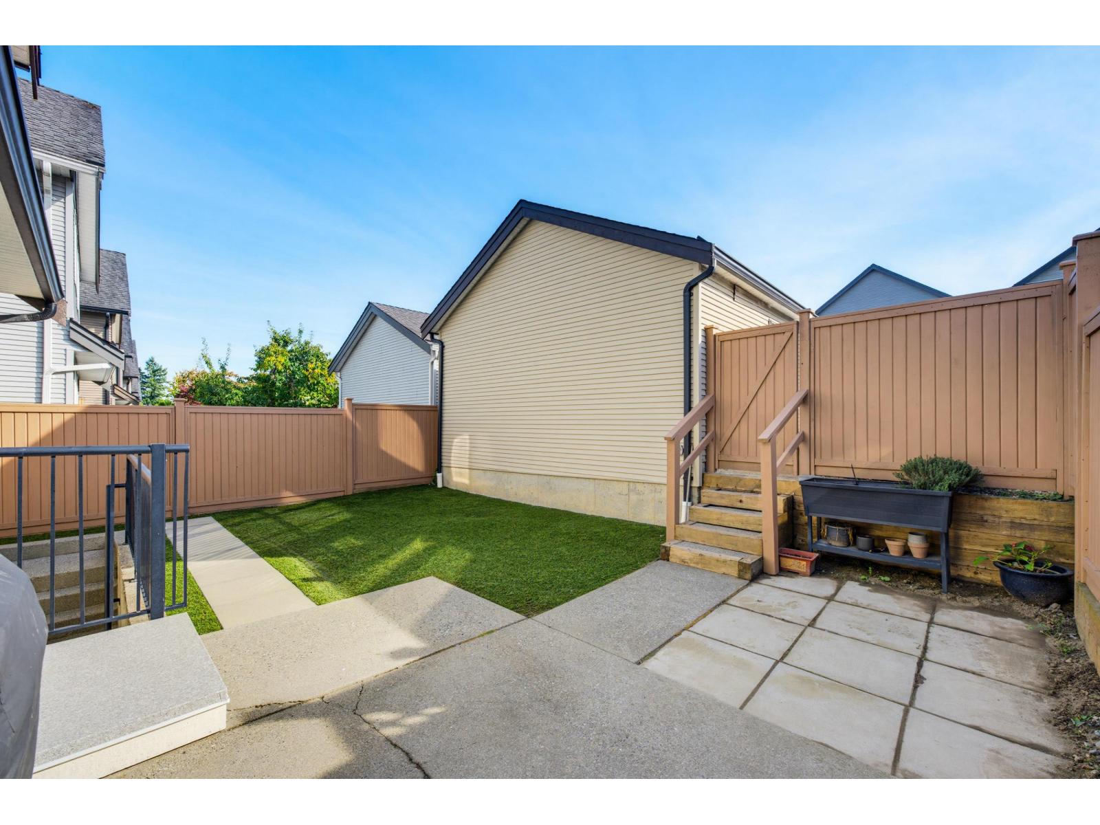 21122 80 Avenue Property Photo 39