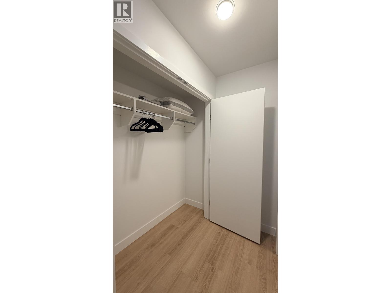 Ph1506 7977 Lansdowne Road Property Photo 17