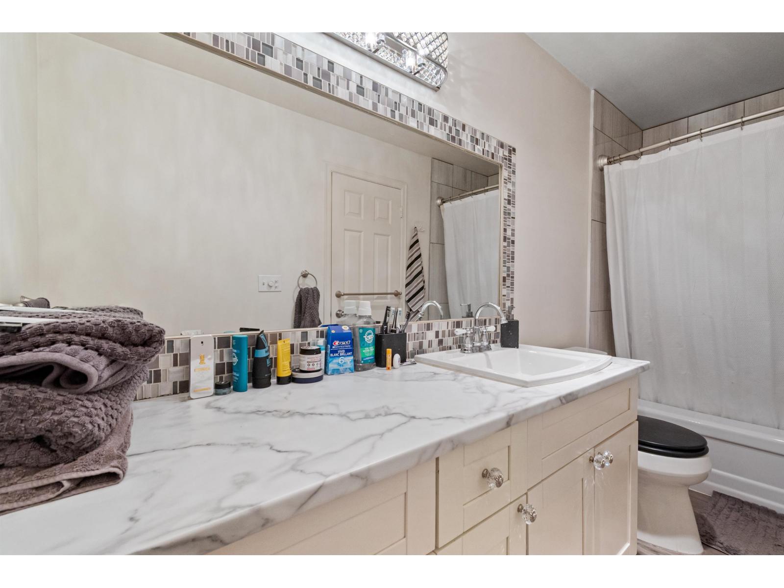 45915 Cheam Avenue #10 Property Photo 30