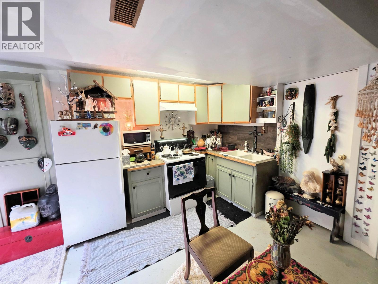 1459 Milburn Avenue Property Photo 8