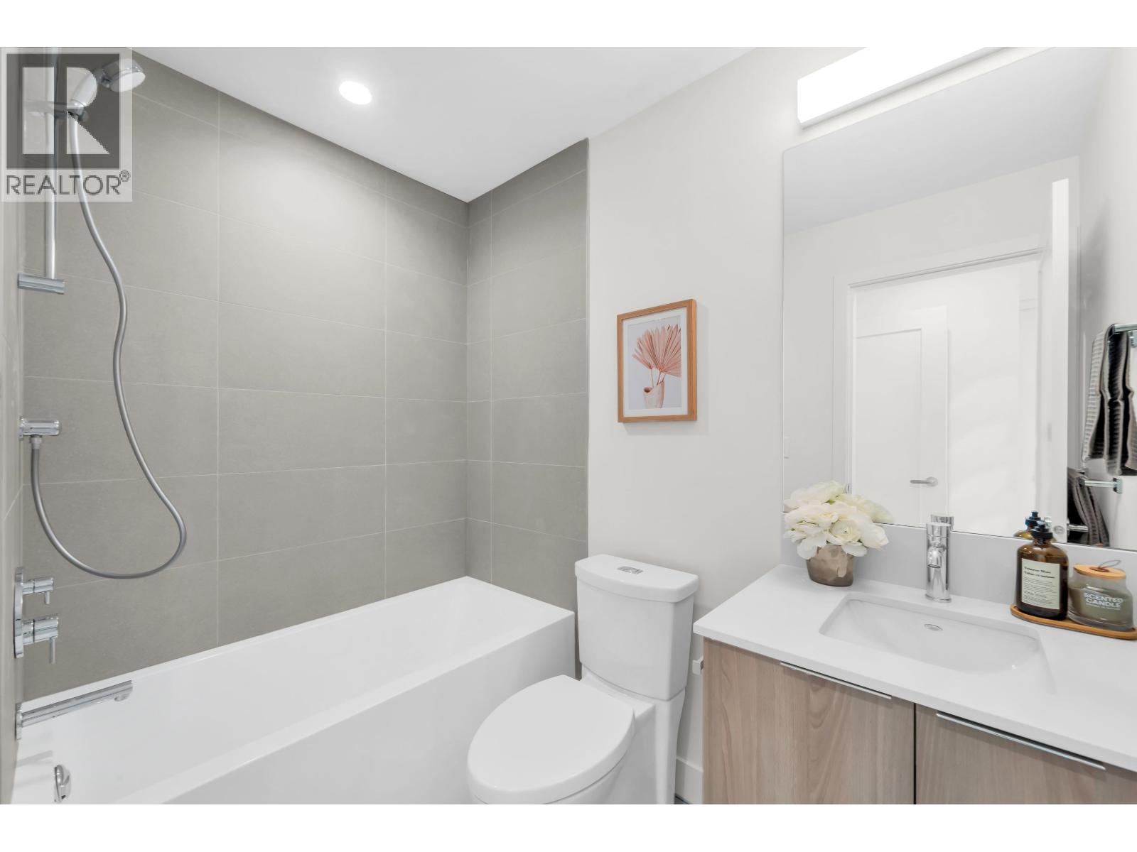 2 9331 Ferndale Road Property Photo 21
