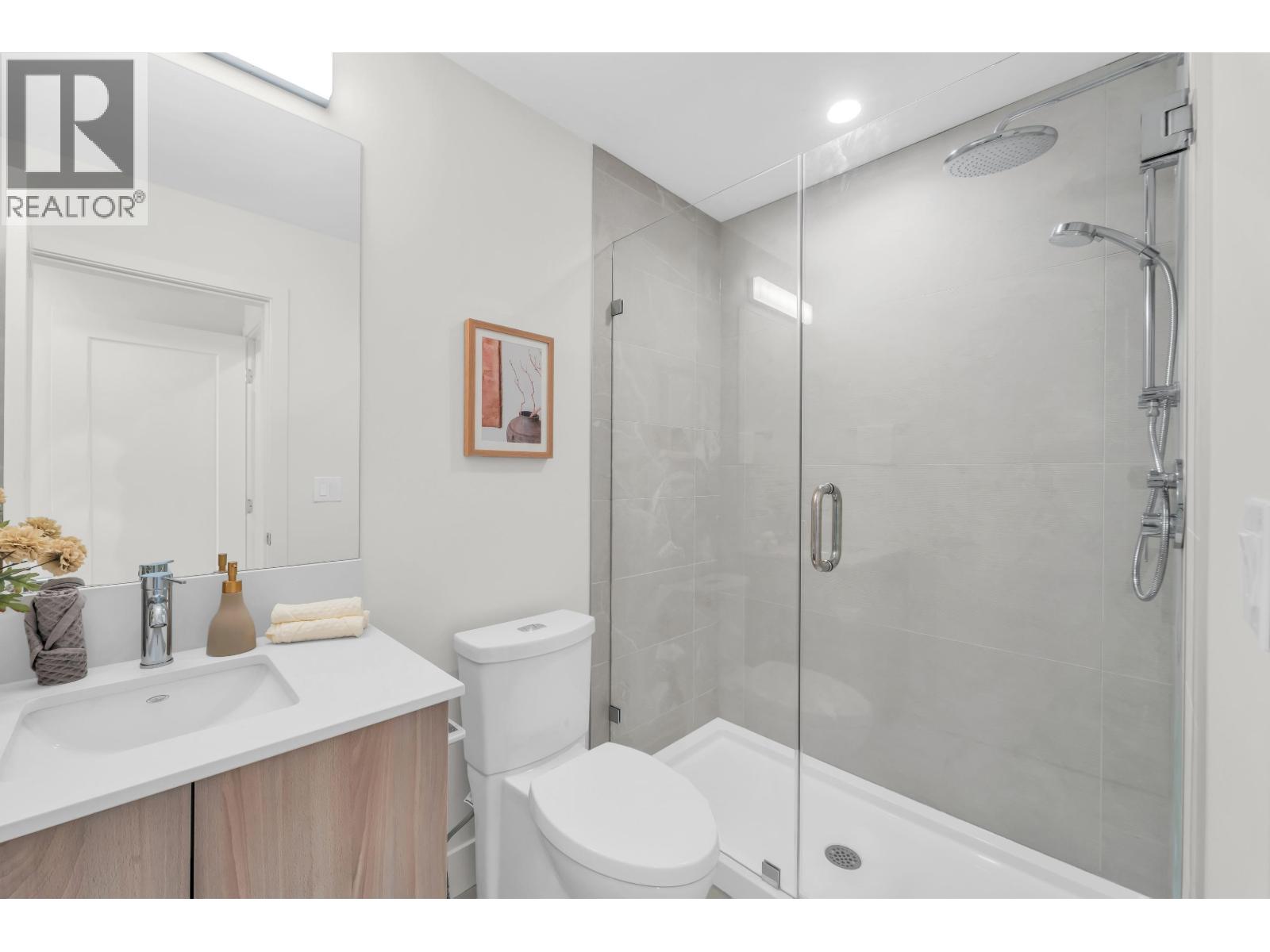 2 9331 Ferndale Road Property Photo 22