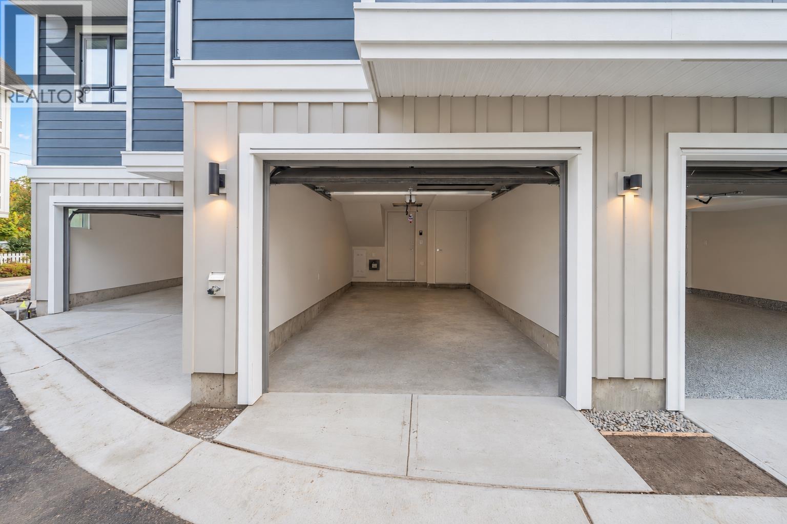 2 9331 Ferndale Road Property Photo 29