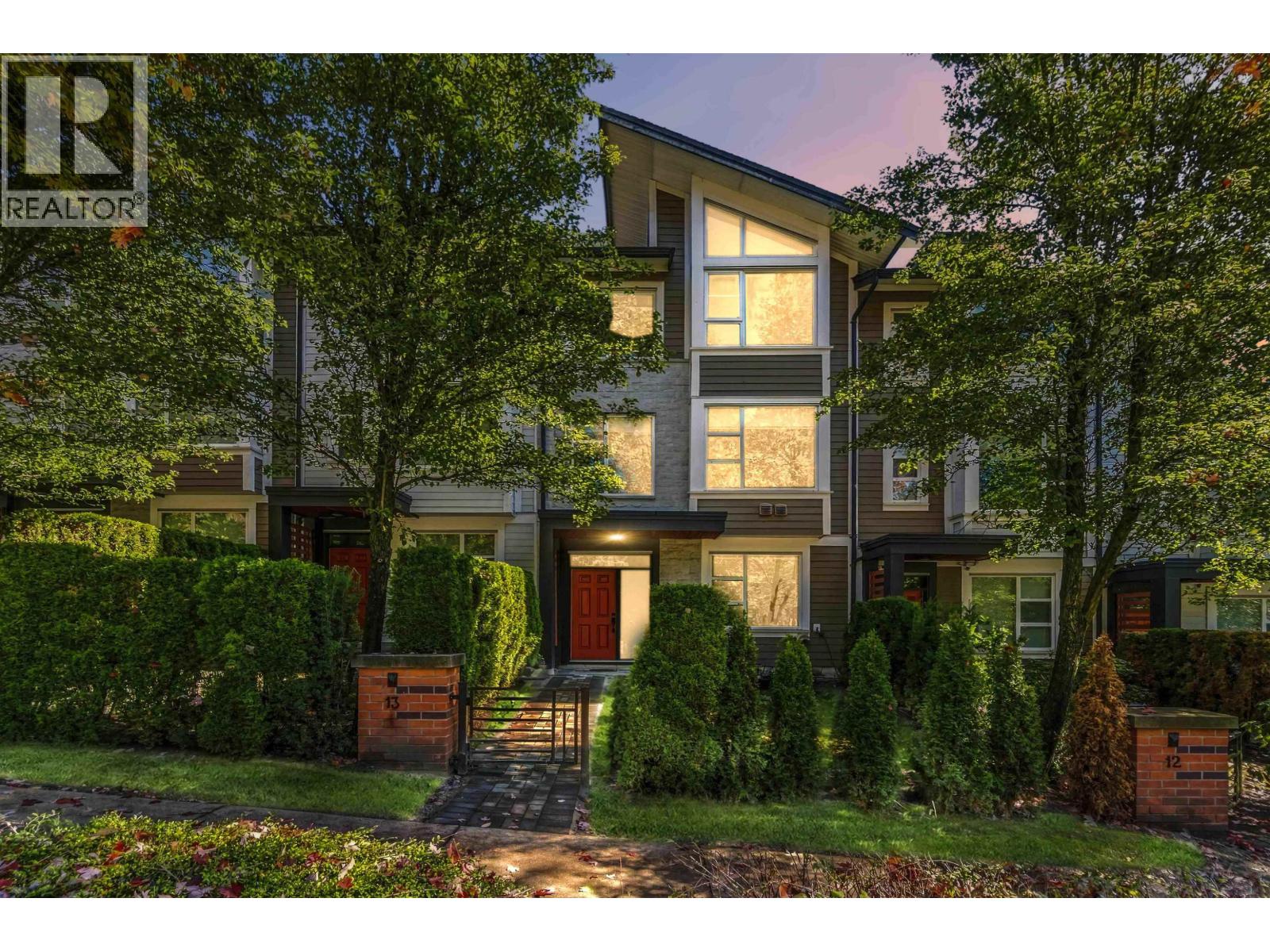 13 1299 Coast Meridian Road Property Photo 1