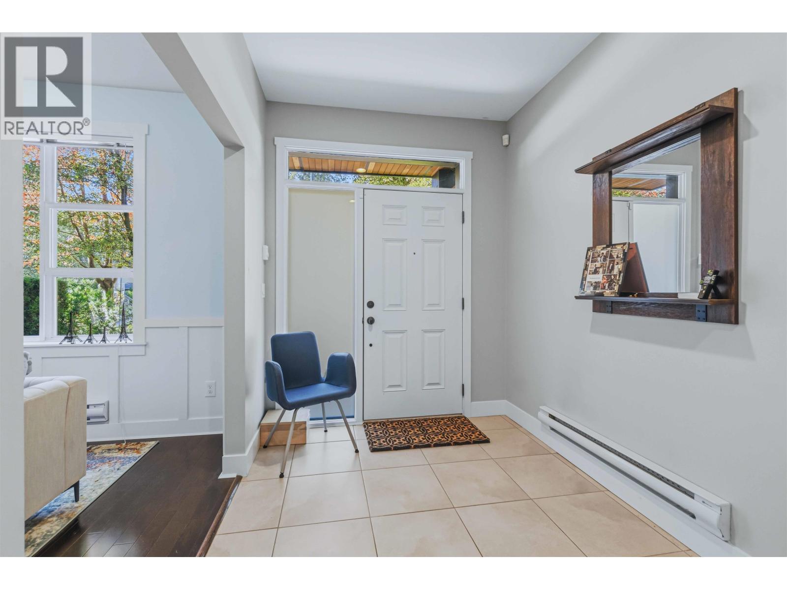13 1299 Coast Meridian Road Property Photo 4