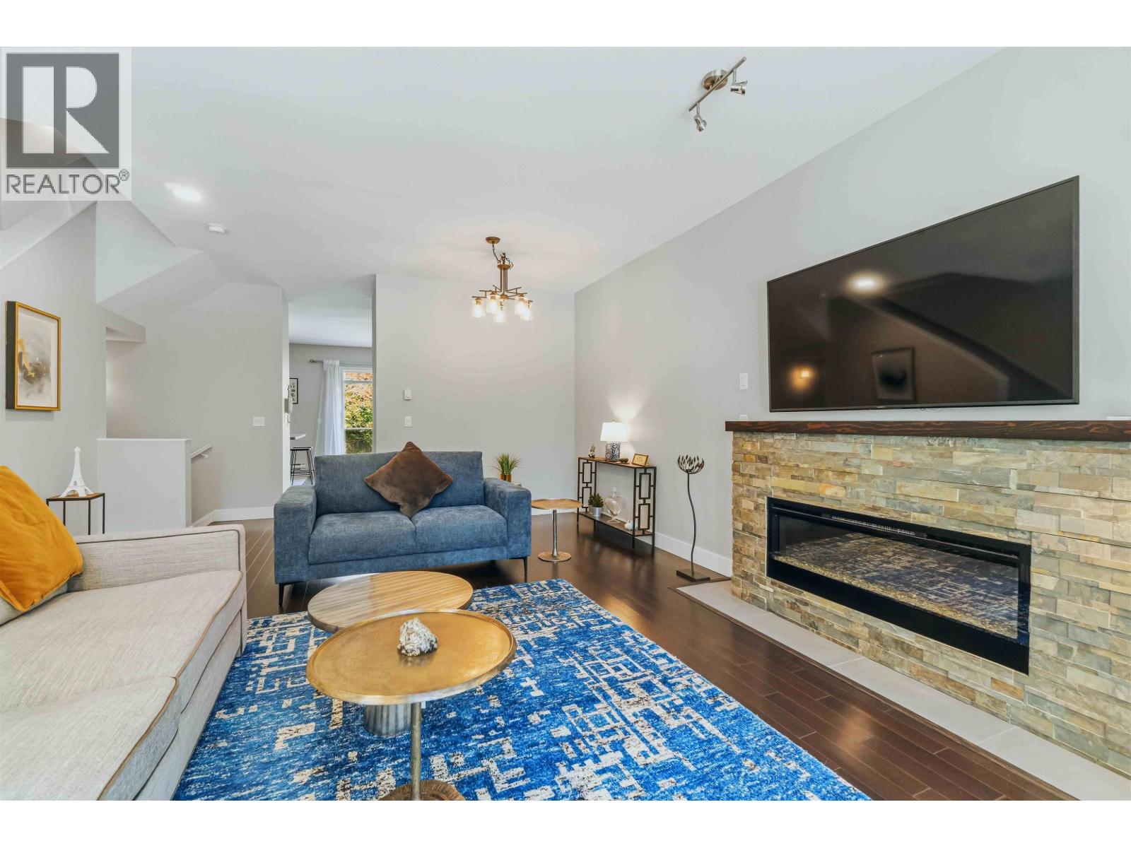 13 1299 Coast Meridian Road Property Photo 12