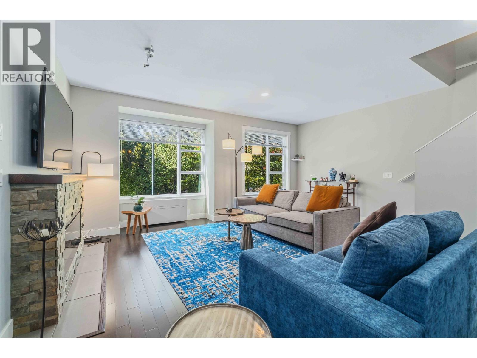 13 1299 Coast Meridian Road Property Photo 14