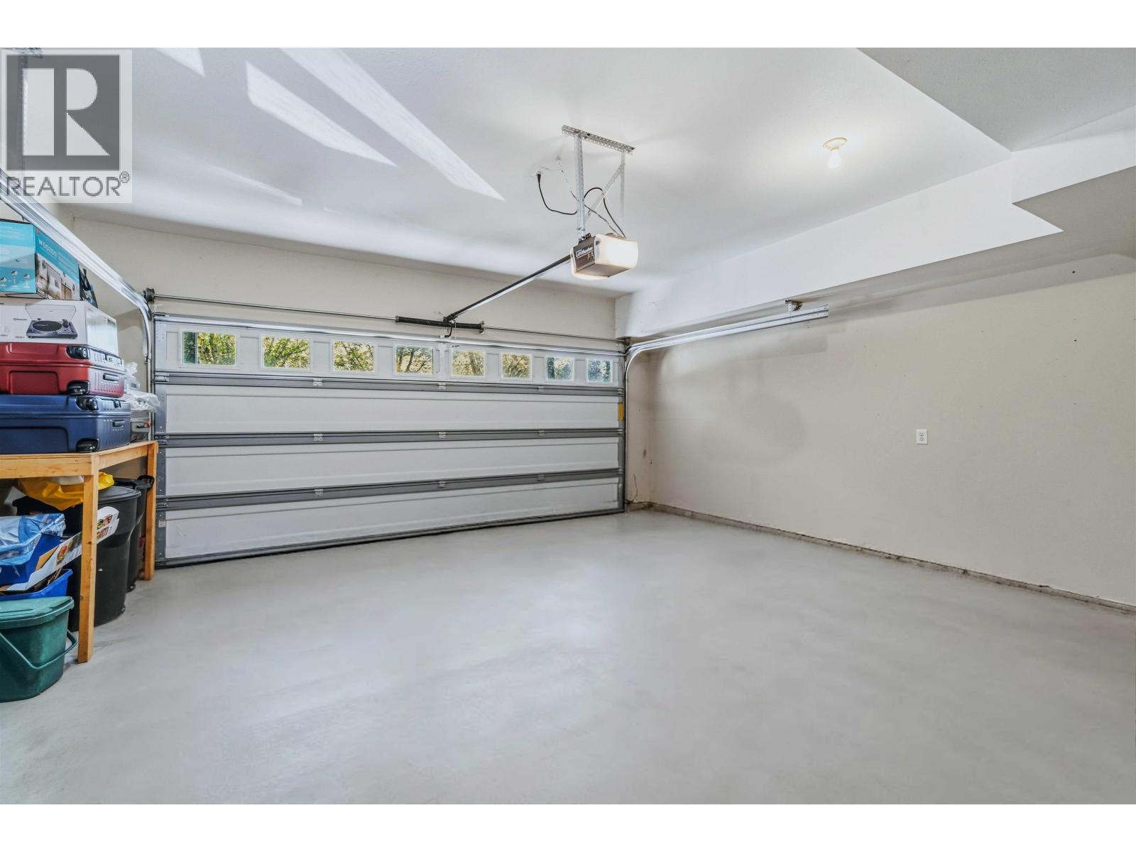 13 1299 Coast Meridian Road Property Photo 37
