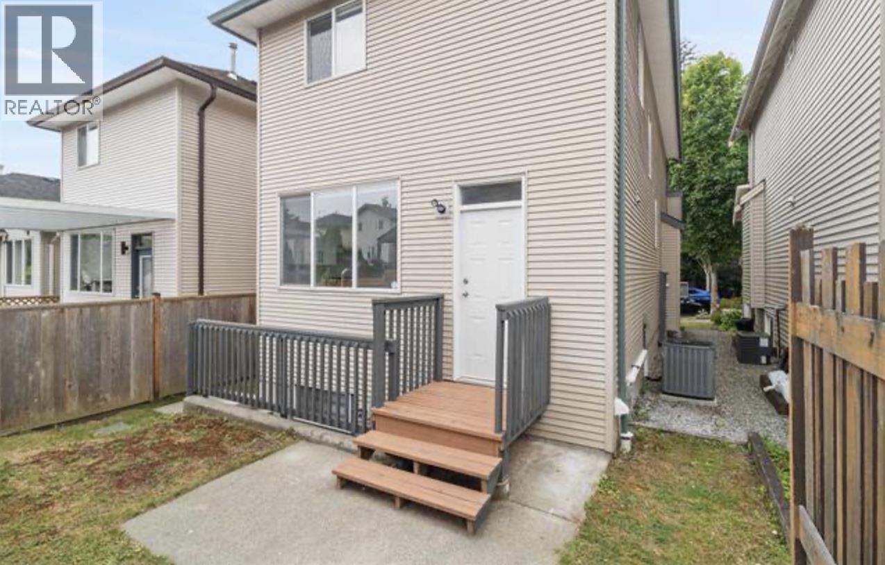 Suite 10320 243 St Property Photo 13