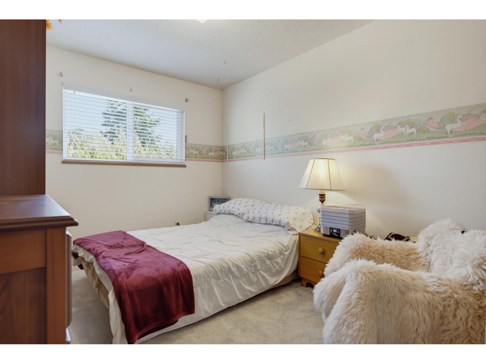6293 129 Street Property Photo 20