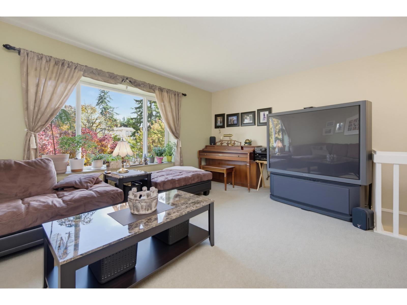 6293 129 Street Property Photo 28