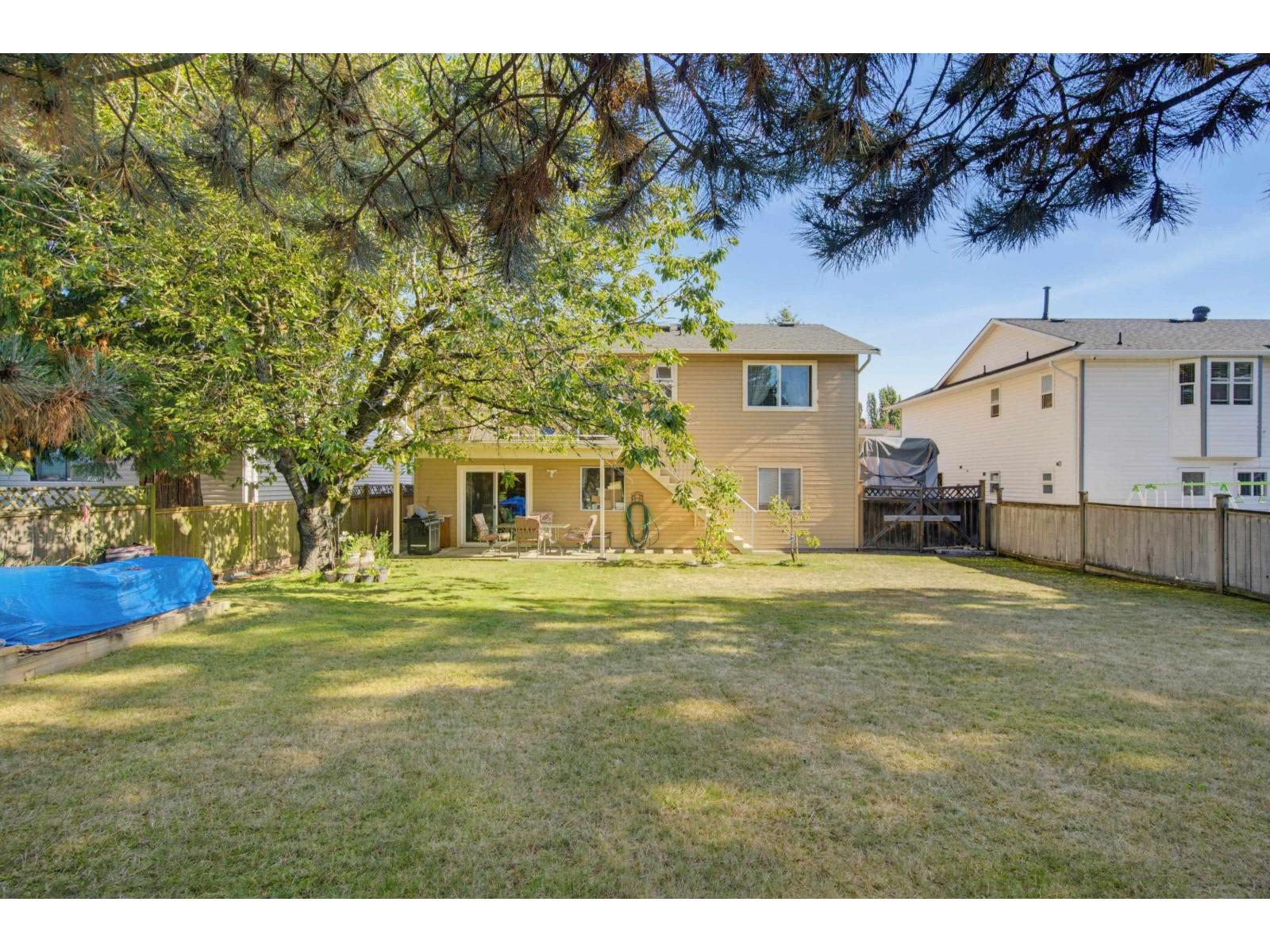 6293 129 Street Property Photo 39