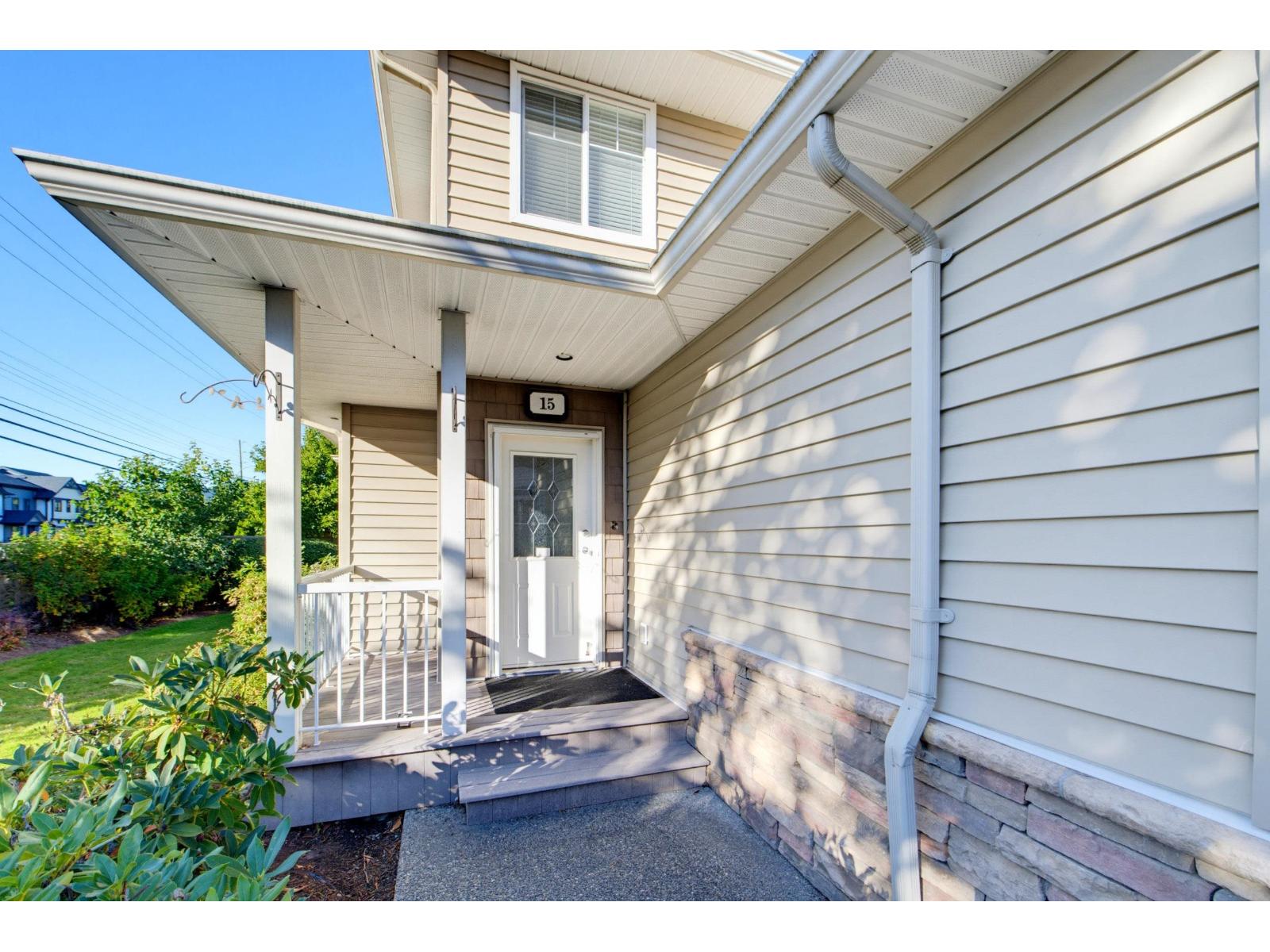 15 32849 Egglestone Avenue Property Photo 3
