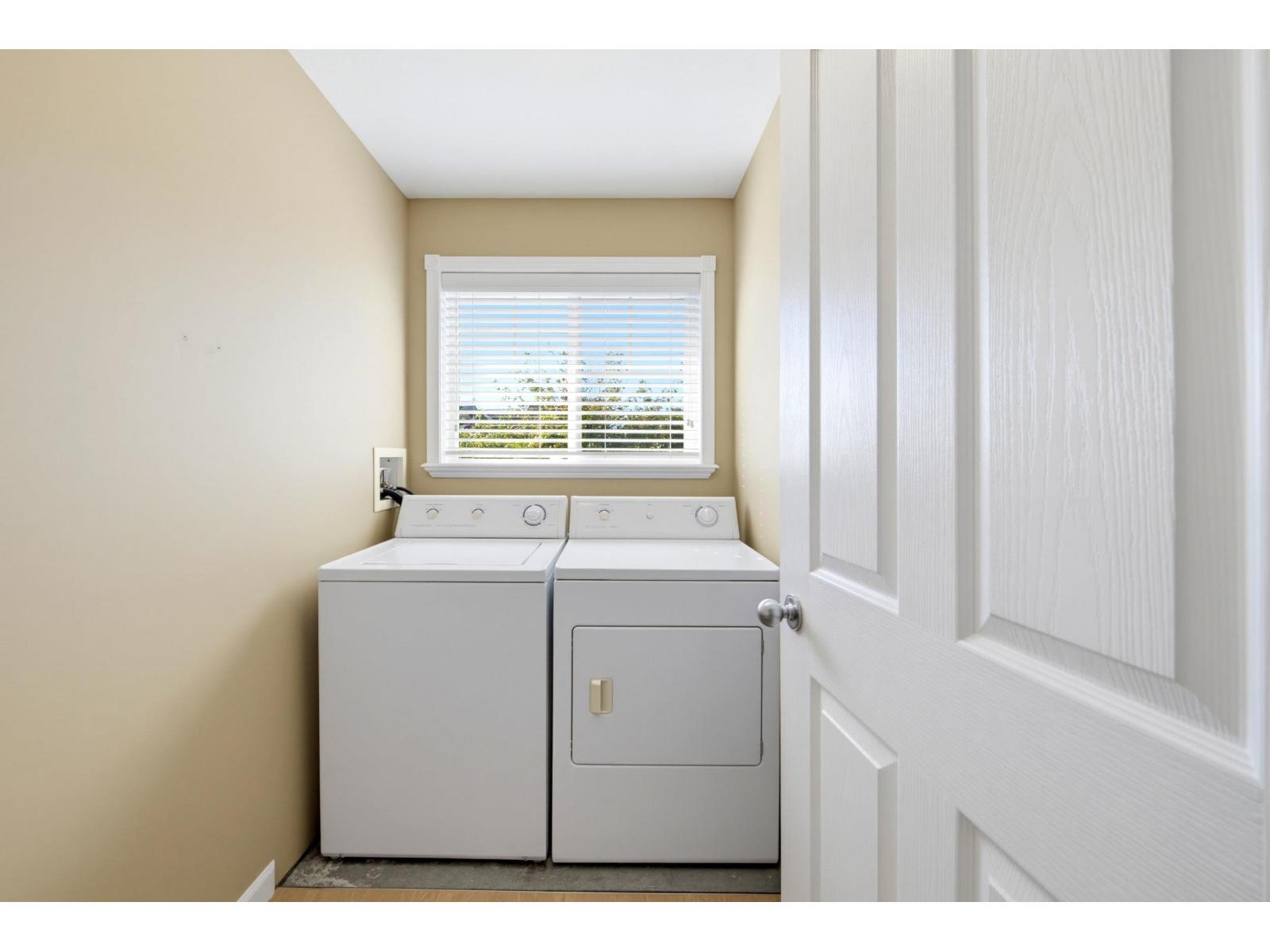 15 32849 Egglestone Avenue Property Photo 22
