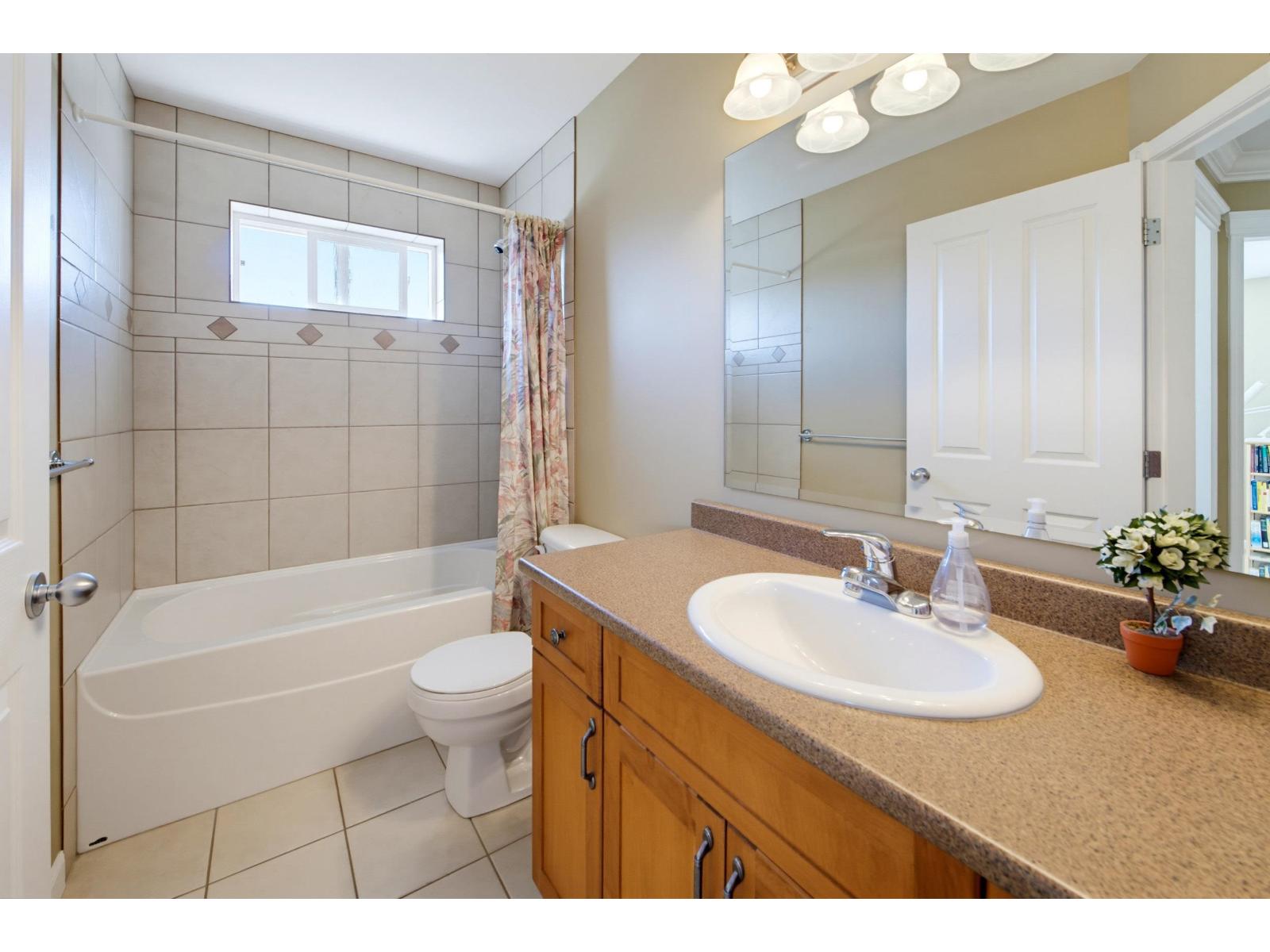 15 32849 Egglestone Avenue Property Photo 27