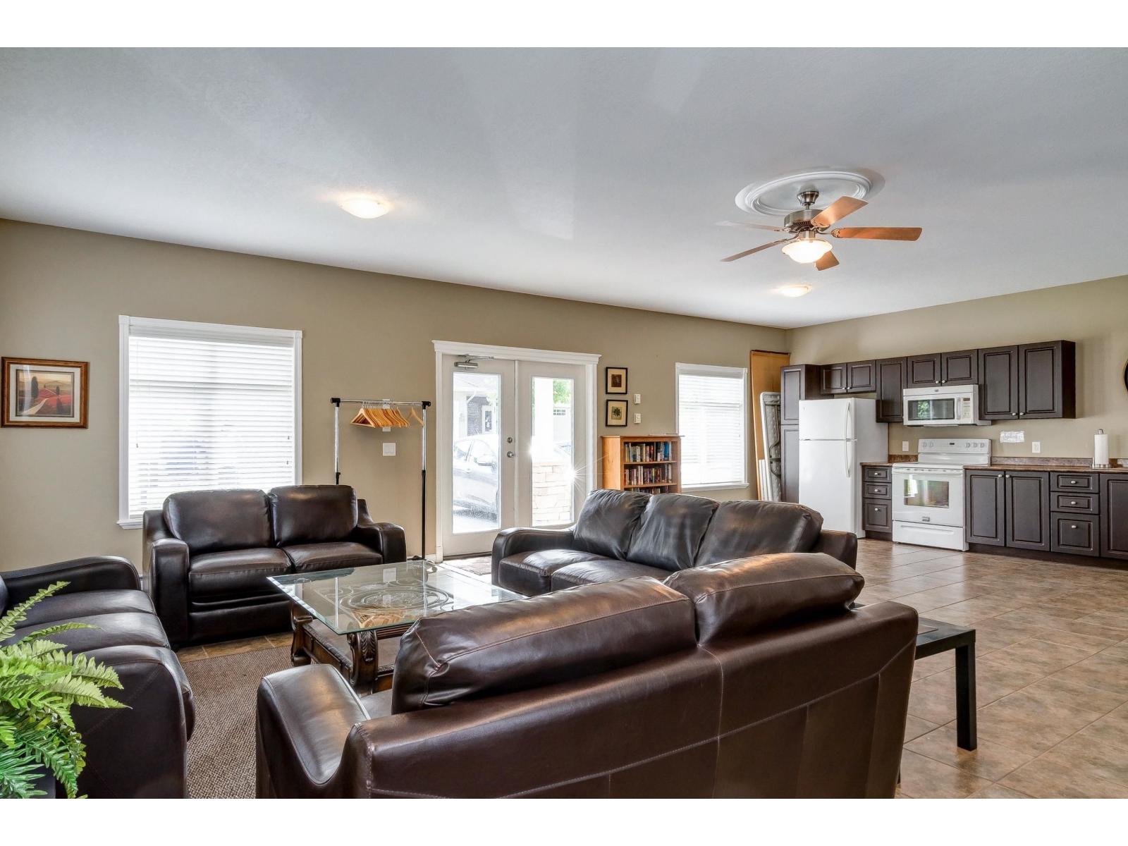 15 32849 Egglestone Avenue Property Photo 37