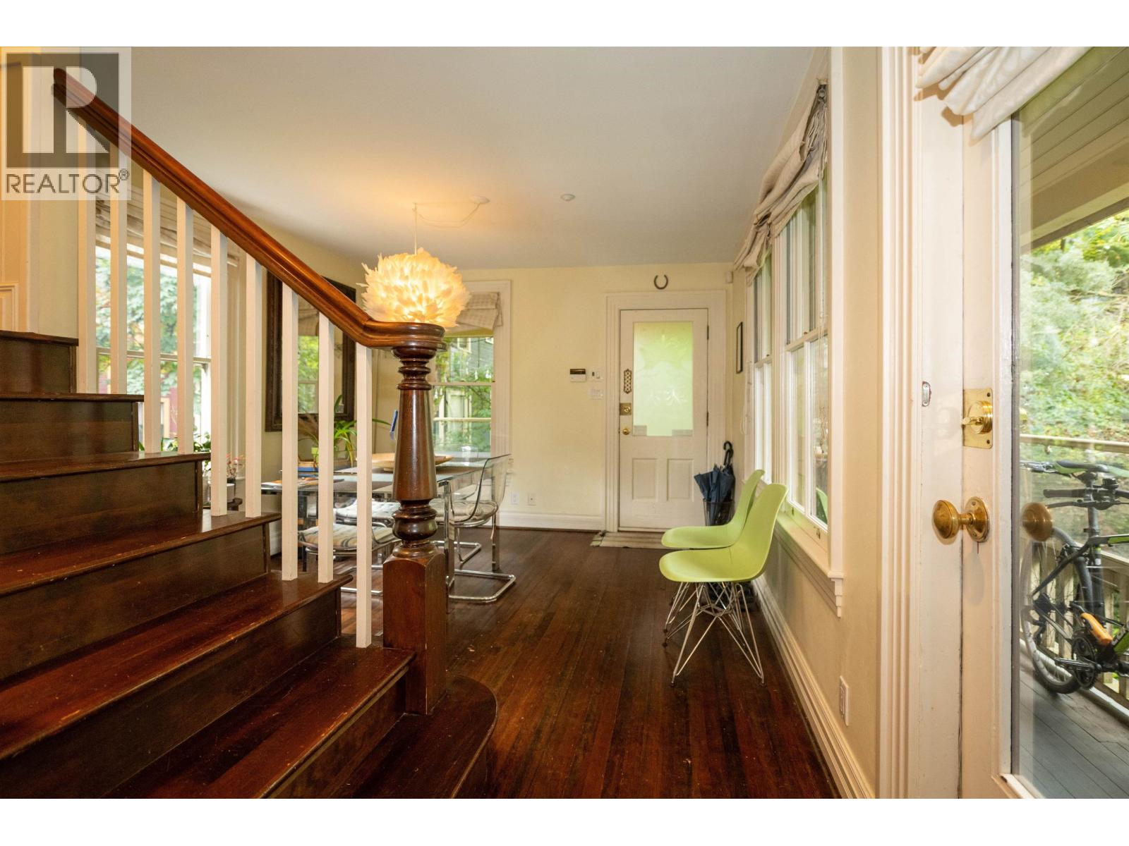 1117 Pendrell Street Property Photo 11