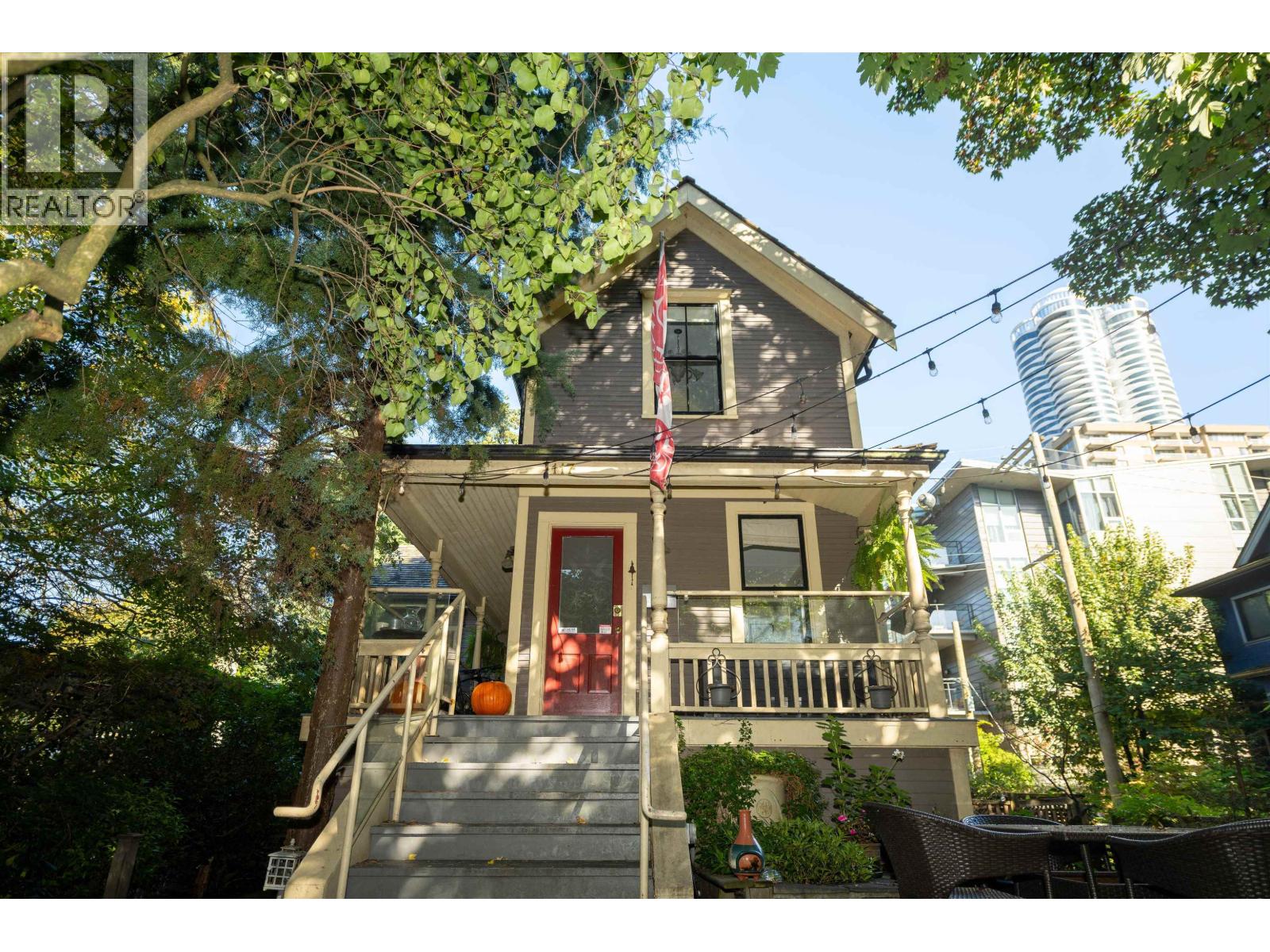 1119 Pendrell Street Property Photo 1