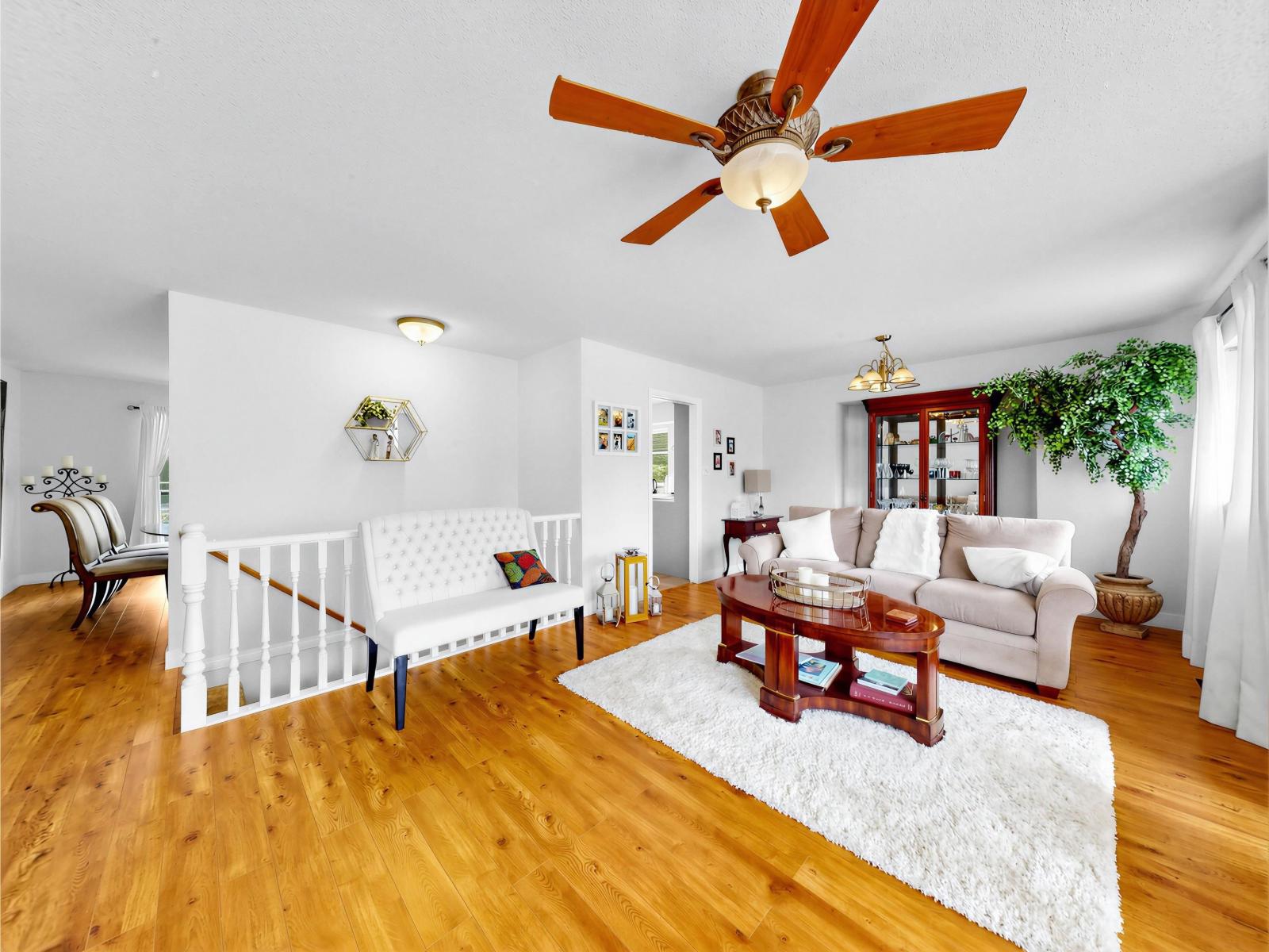 8621 215 Street Property Photo 3