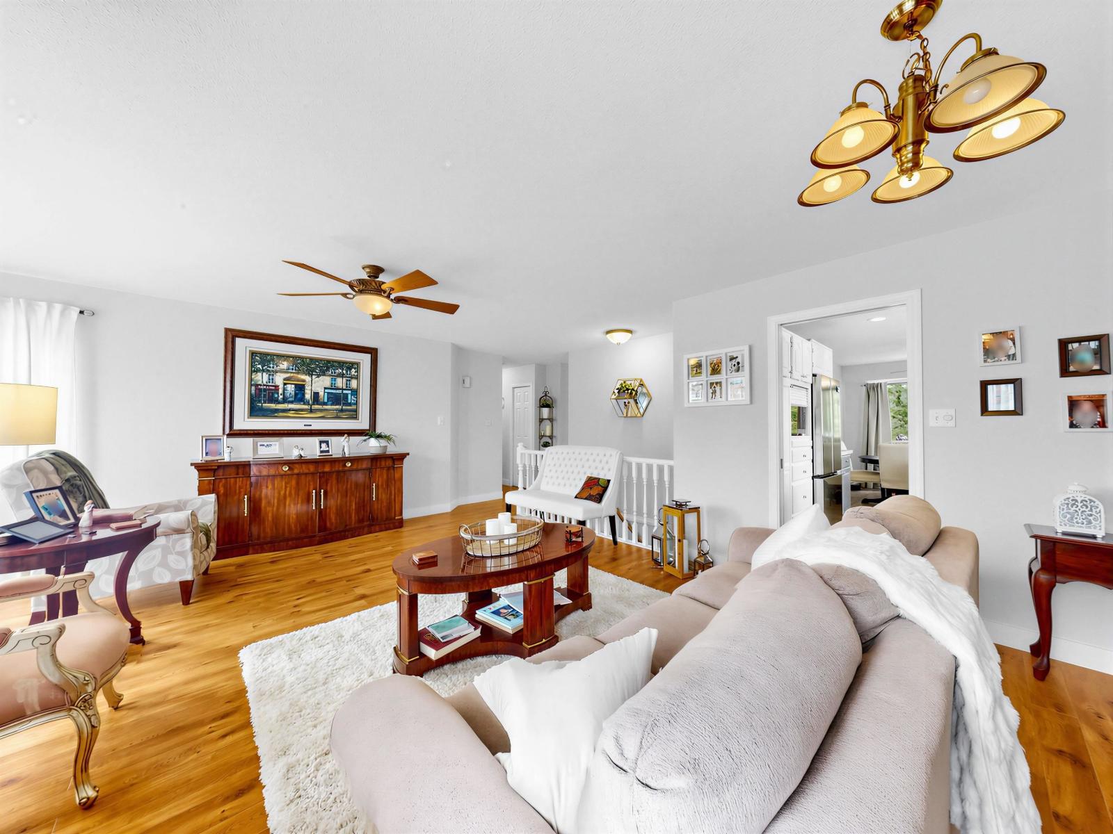 8621 215 Street Property Photo 4
