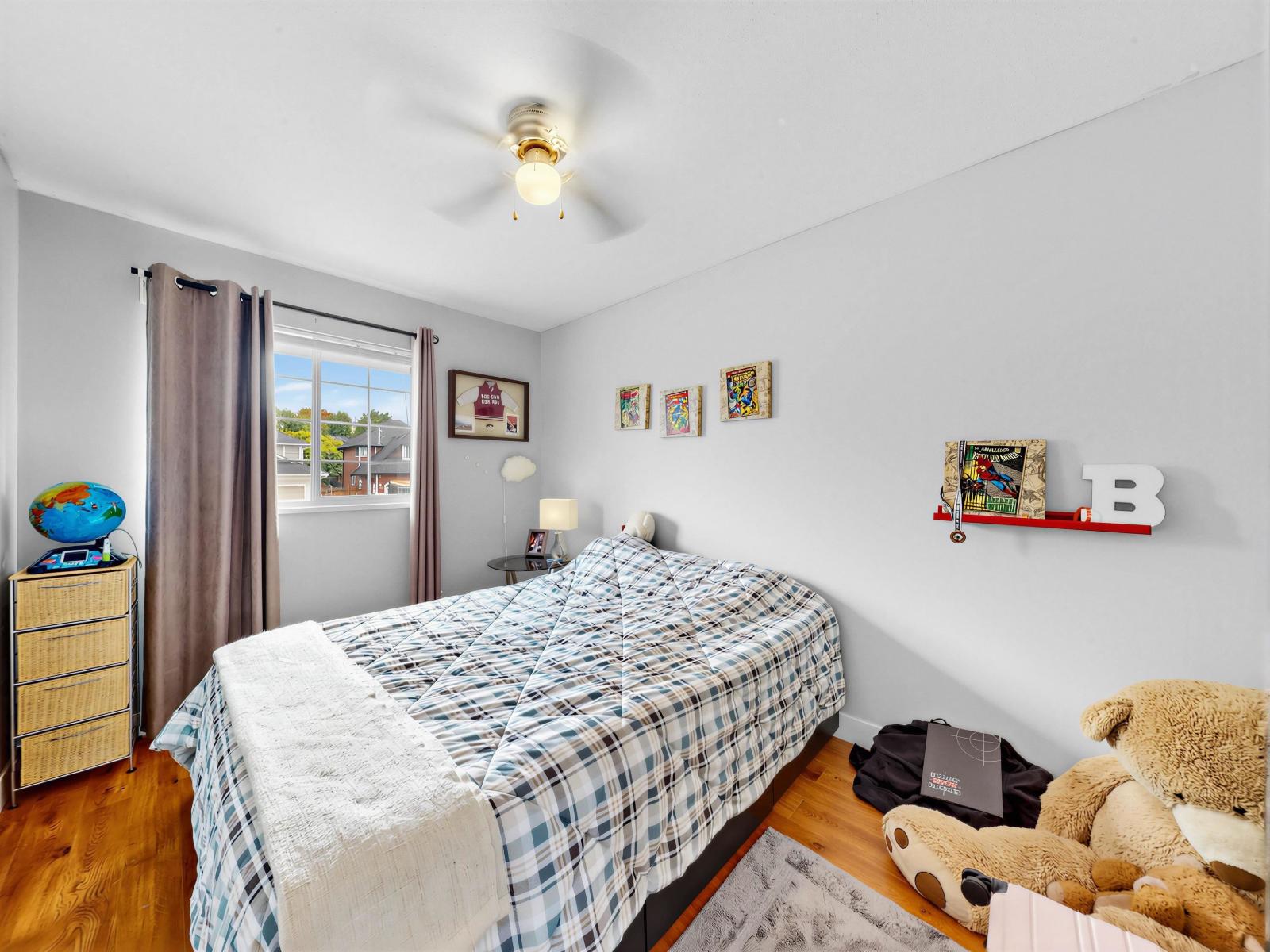 8621 215 Street Property Photo 19