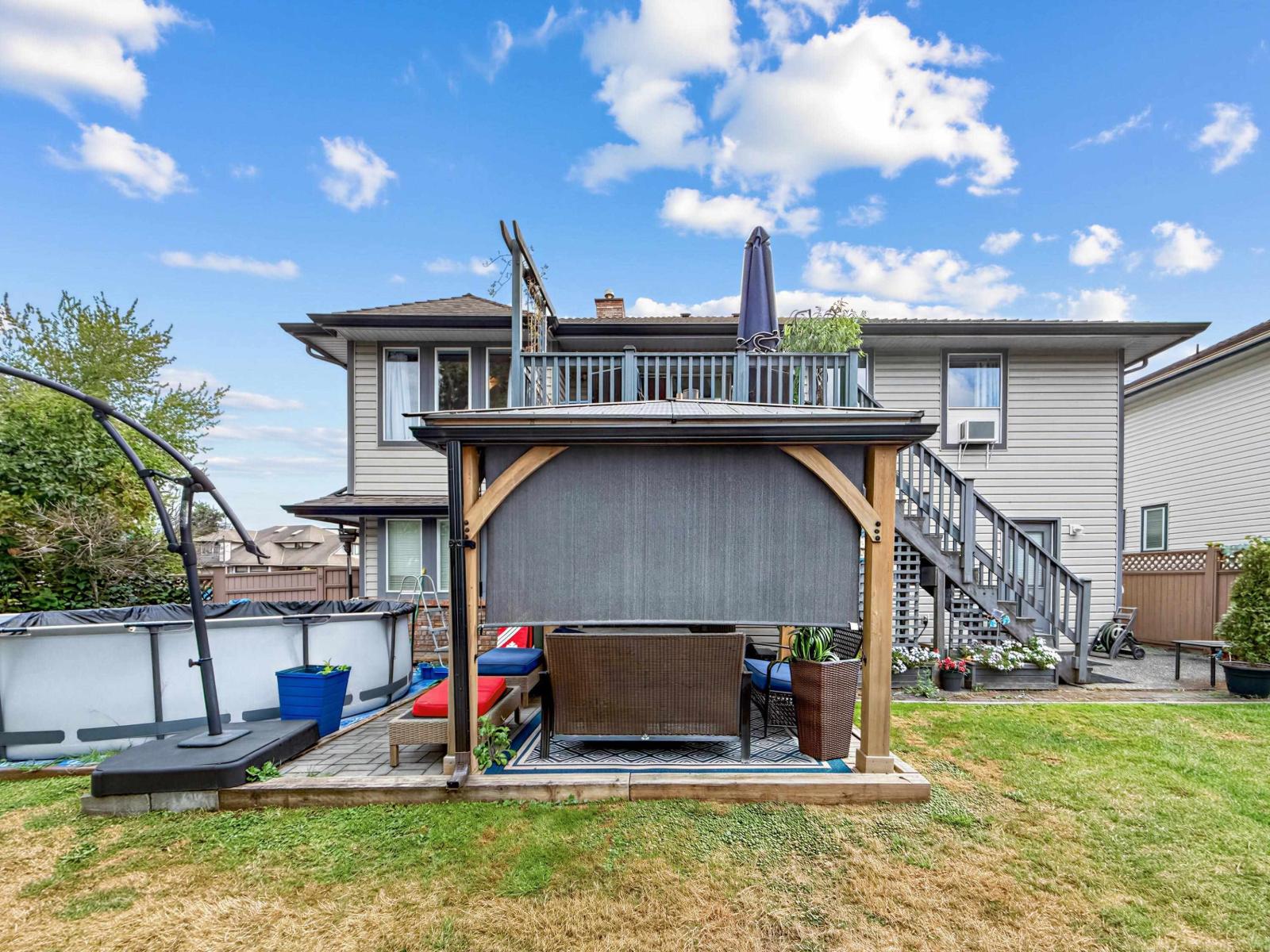 8621 215 Street Property Photo 23