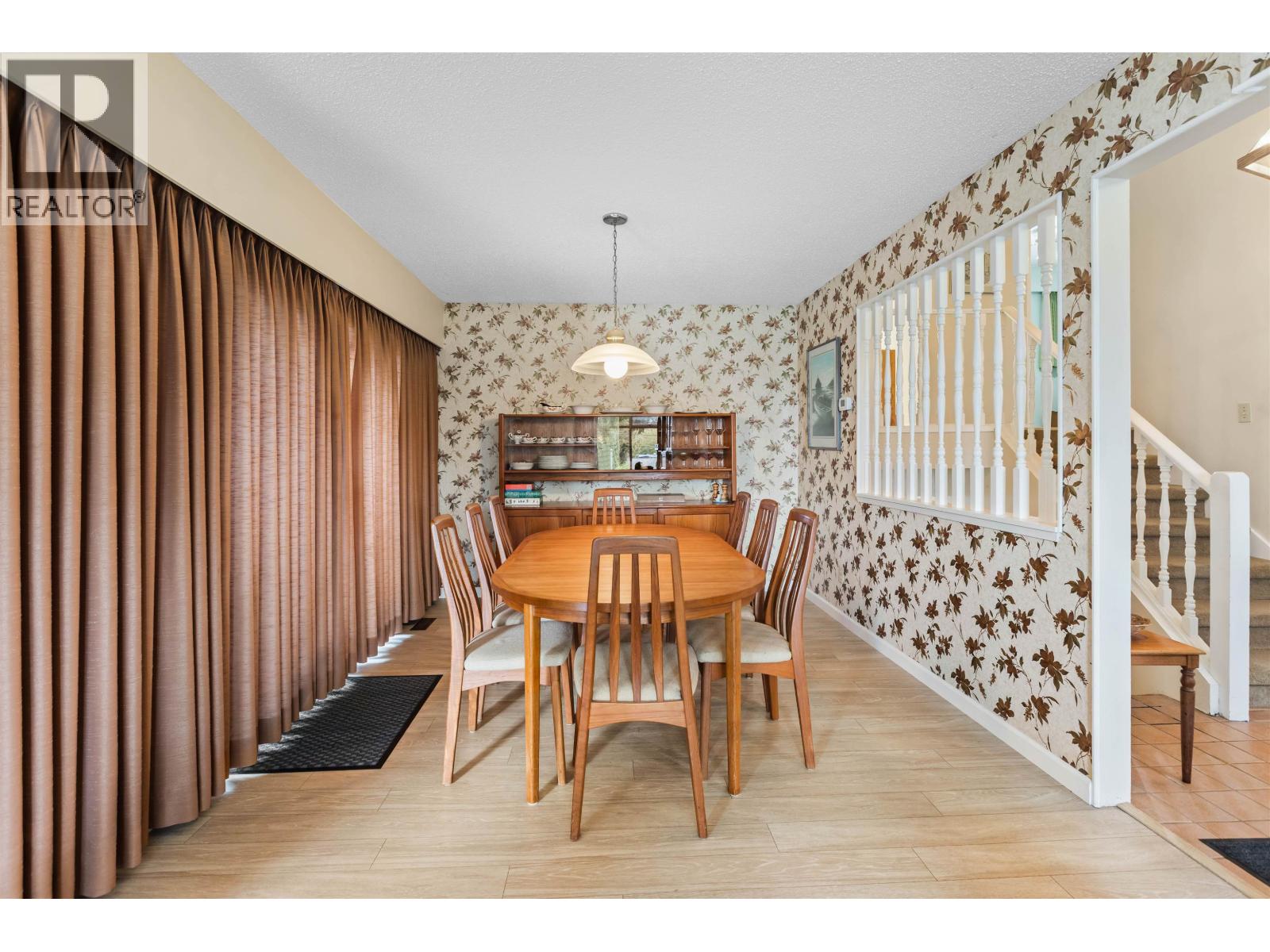 695 Macintosh Street Property Photo 7