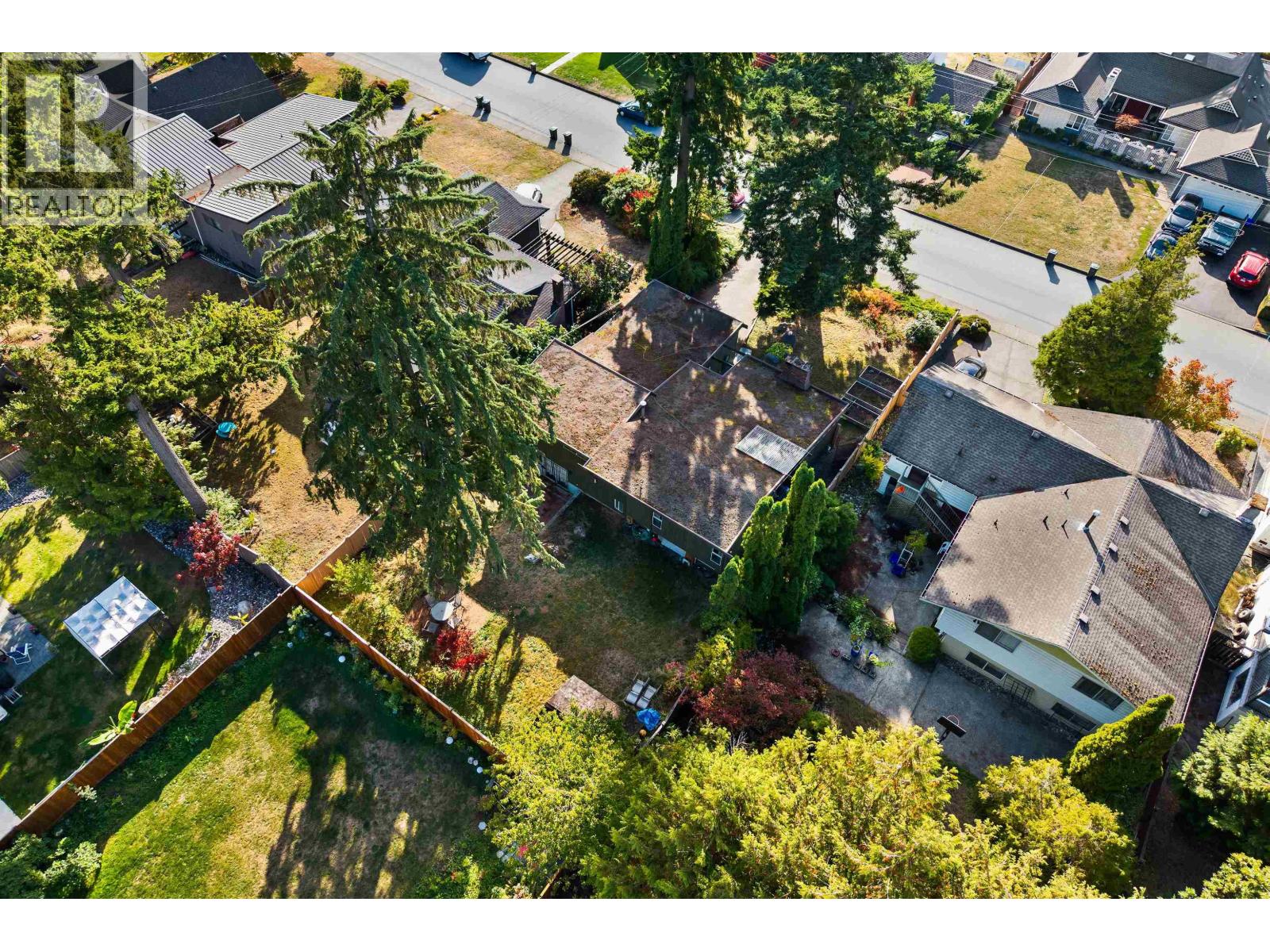 695 Macintosh Street Property Photo 19