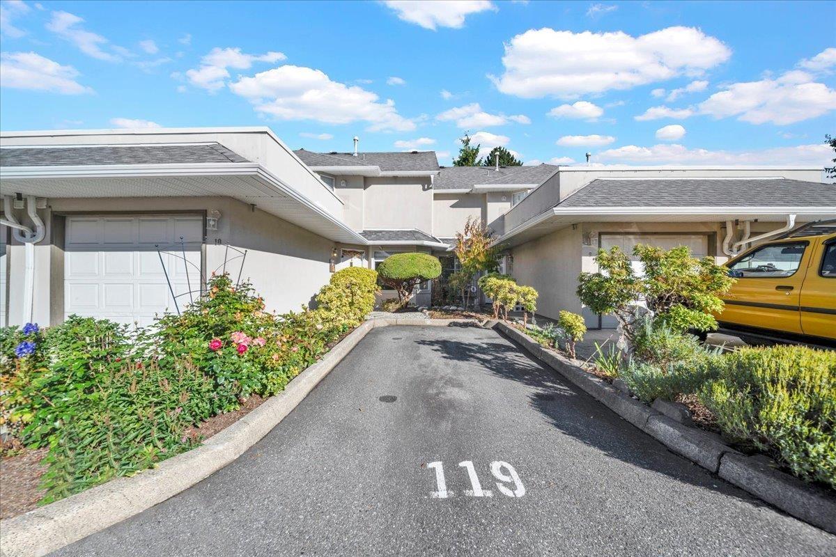 10 9926 151 Street Property Photo 2