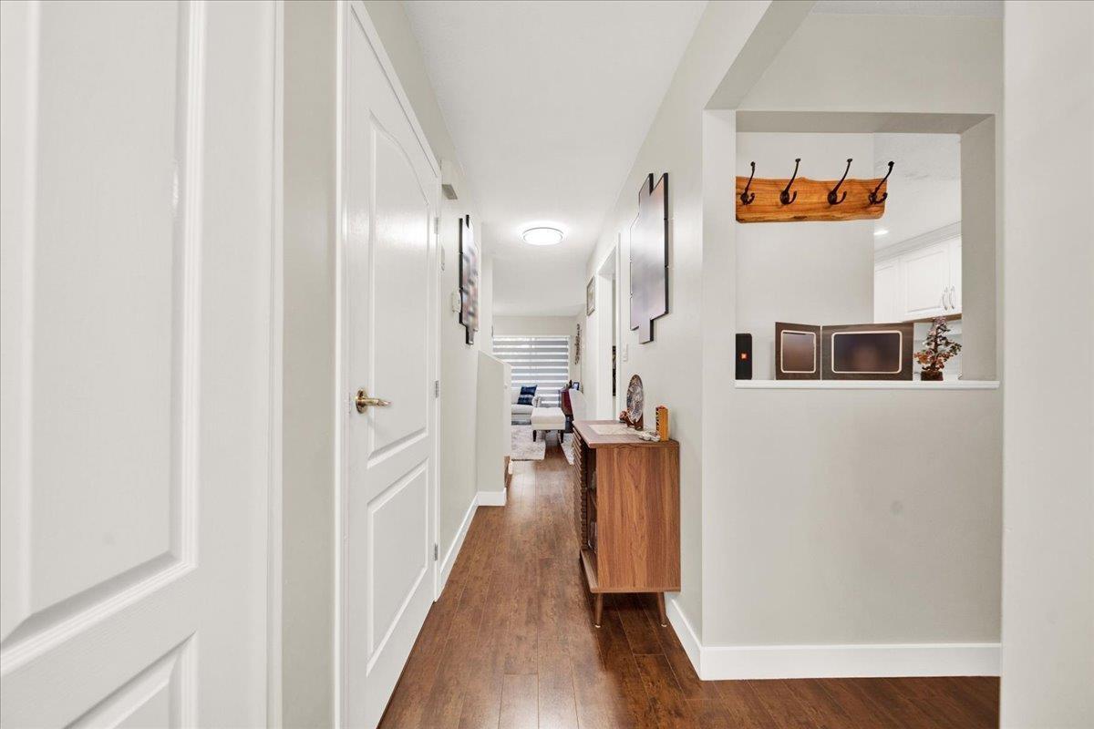 10 9926 151 Street Property Photo 5