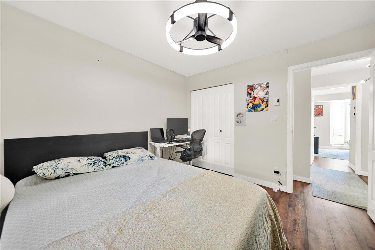 10 9926 151 Street Property Photo 12