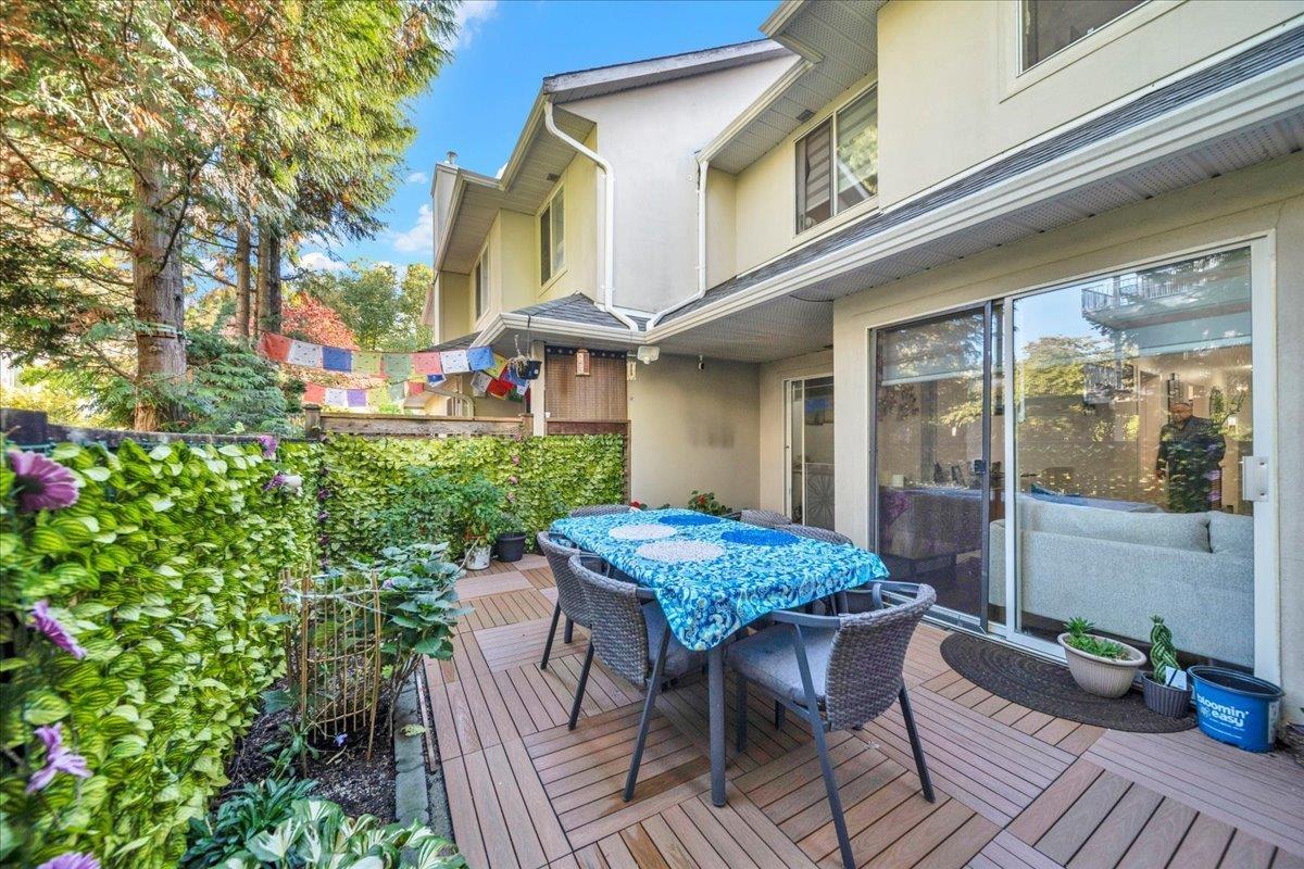 10 9926 151 Street Property Photo 31